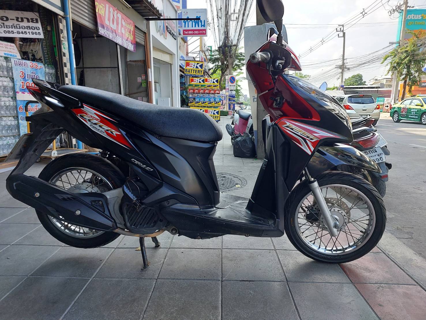 (ปิดการขาย) click 125 สีดำ อมตะ รถสภาพดี ราคานี้ แถมโอนให้ฟรีด้วยครับ