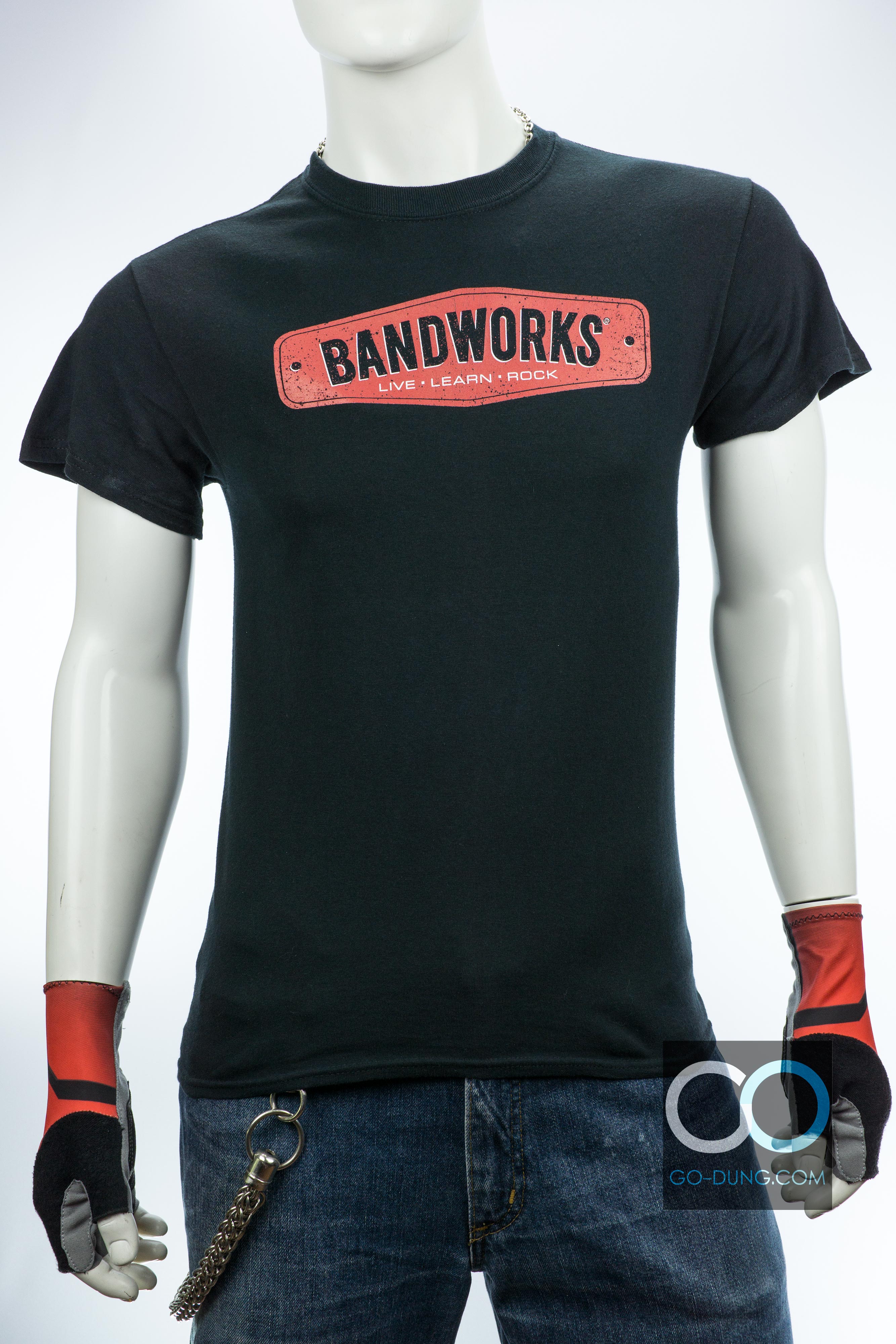 เสื้อยืด USA มือสอง GILDAN : BANDWORKS LIVE LEARN ROCK ผ้า 100 คอตตอน