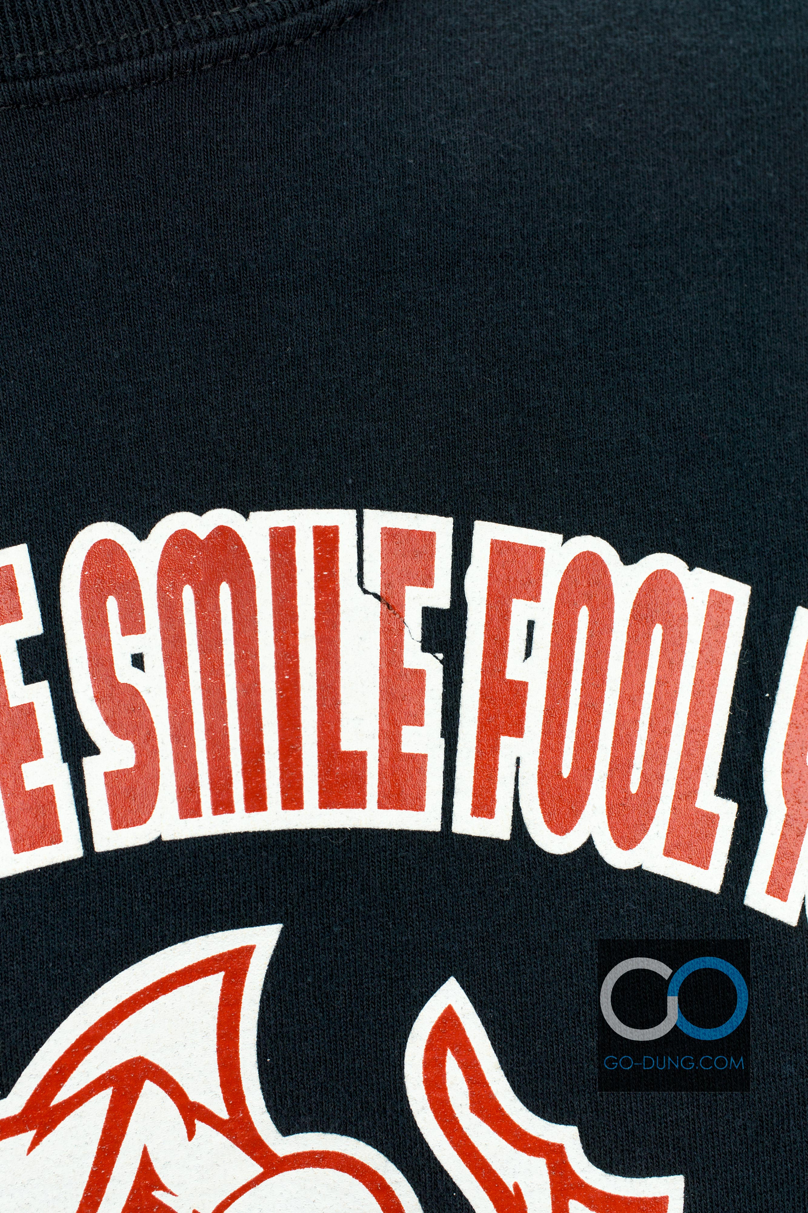 เสื้อ USA วินเทจ GILDAN : DON'T LET THE SMILE FOOL YOU SHABBONA SHARKS ผ้า 100 คอตตอน