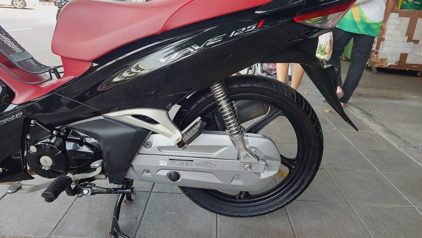 (ปิดการขายใส่สิ้นเดือน)เวฟ 125 i สีดำ 2022 ไฟหน้า LED ตัวท็อปล้อแม็กสตาร์ทมือ