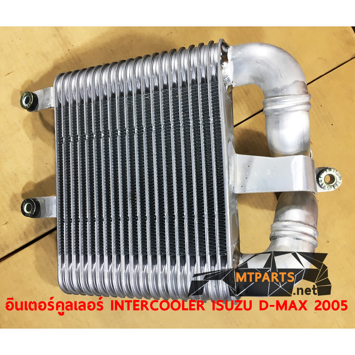 อินเตอร์คูลเลอร์ INTERCOOLER ISUZU D-MAX 2005 ดีแม็ค อะไหล่รถยนต์ ไฟหน้า ไฟท้าย กันชน หน้ากาก กระจังหน้า หม้อน้ำ อู่ซ่อมรถ ร้านซ่อม กระจกมองข้าง AUTO SHOP PATTAYA พัทยา ระยอง สัตหีบ ศรีราชา ชลบุรี 