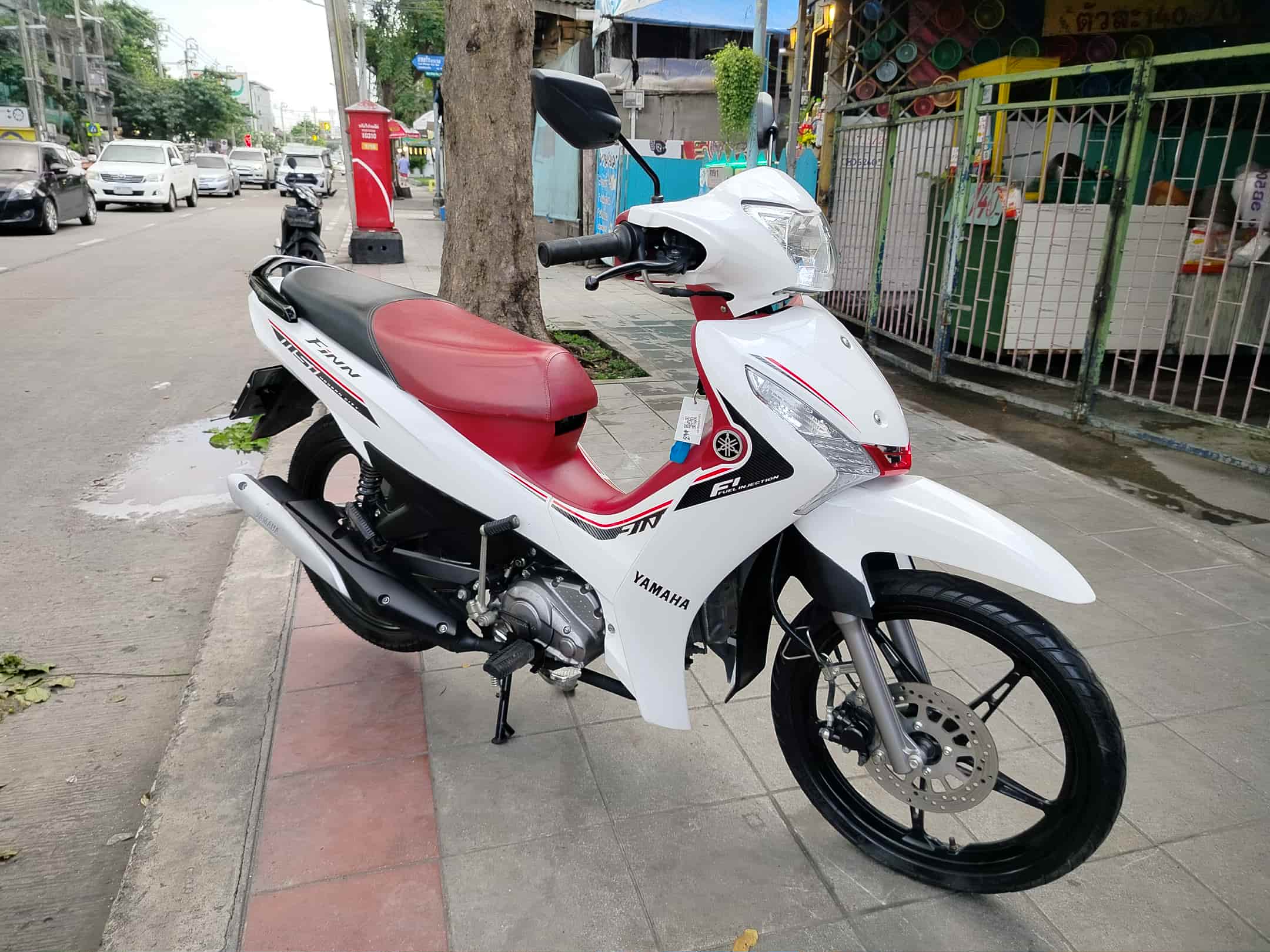 ปิดการขาย yamaha finn สีขาวตัวท็อปล้อแม็ก 2023