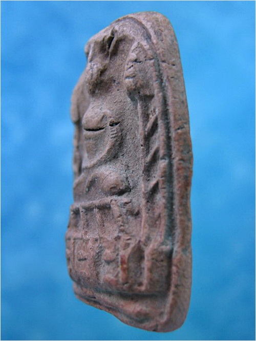 พระเนื้อดินฐานตาราง ไม่ทราบที่