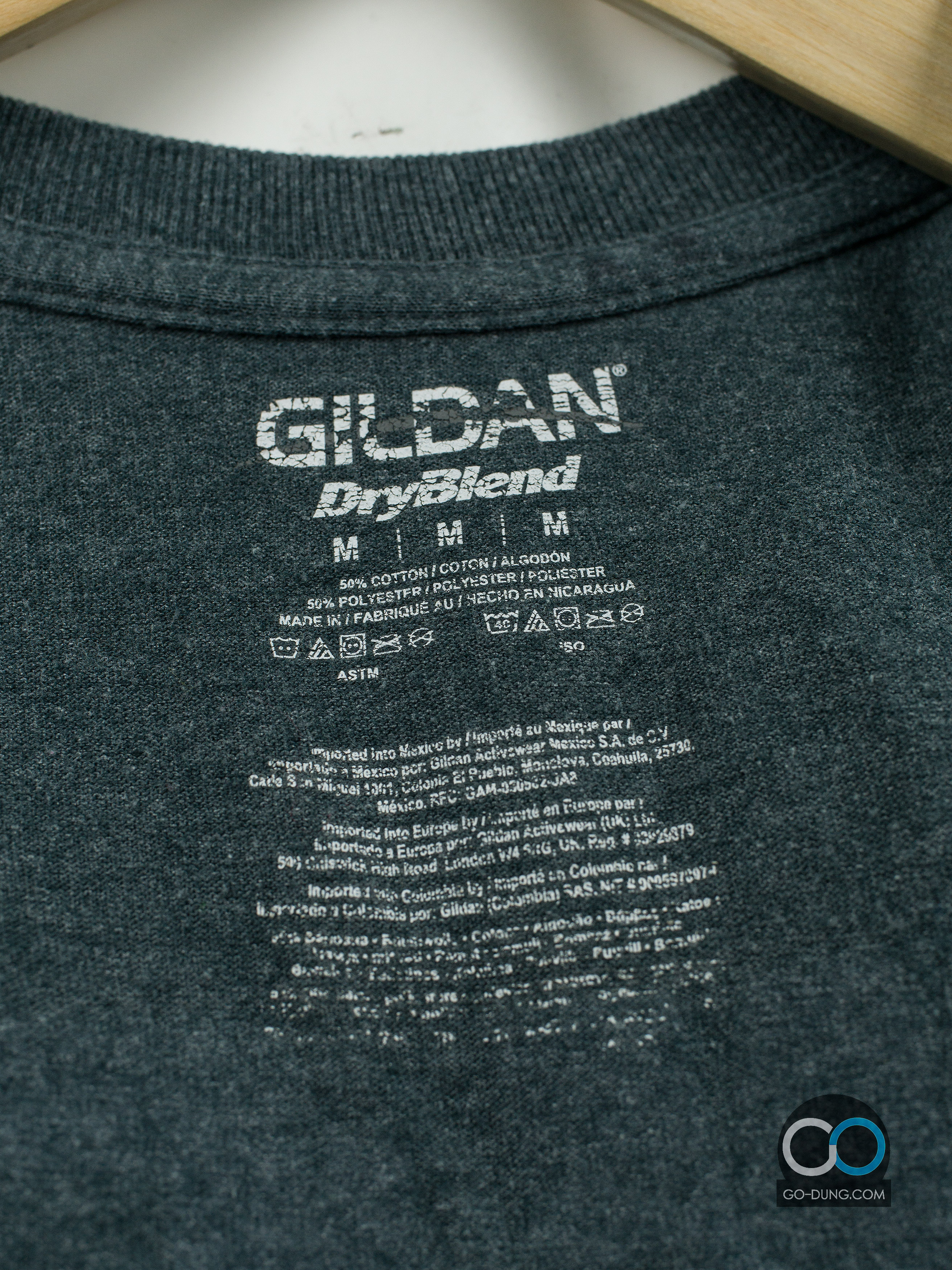 เสื้อยืดมือสอง GILDAN : WILDCATS VOLLEYBALL ผ้าบาง ผ้า 50/50