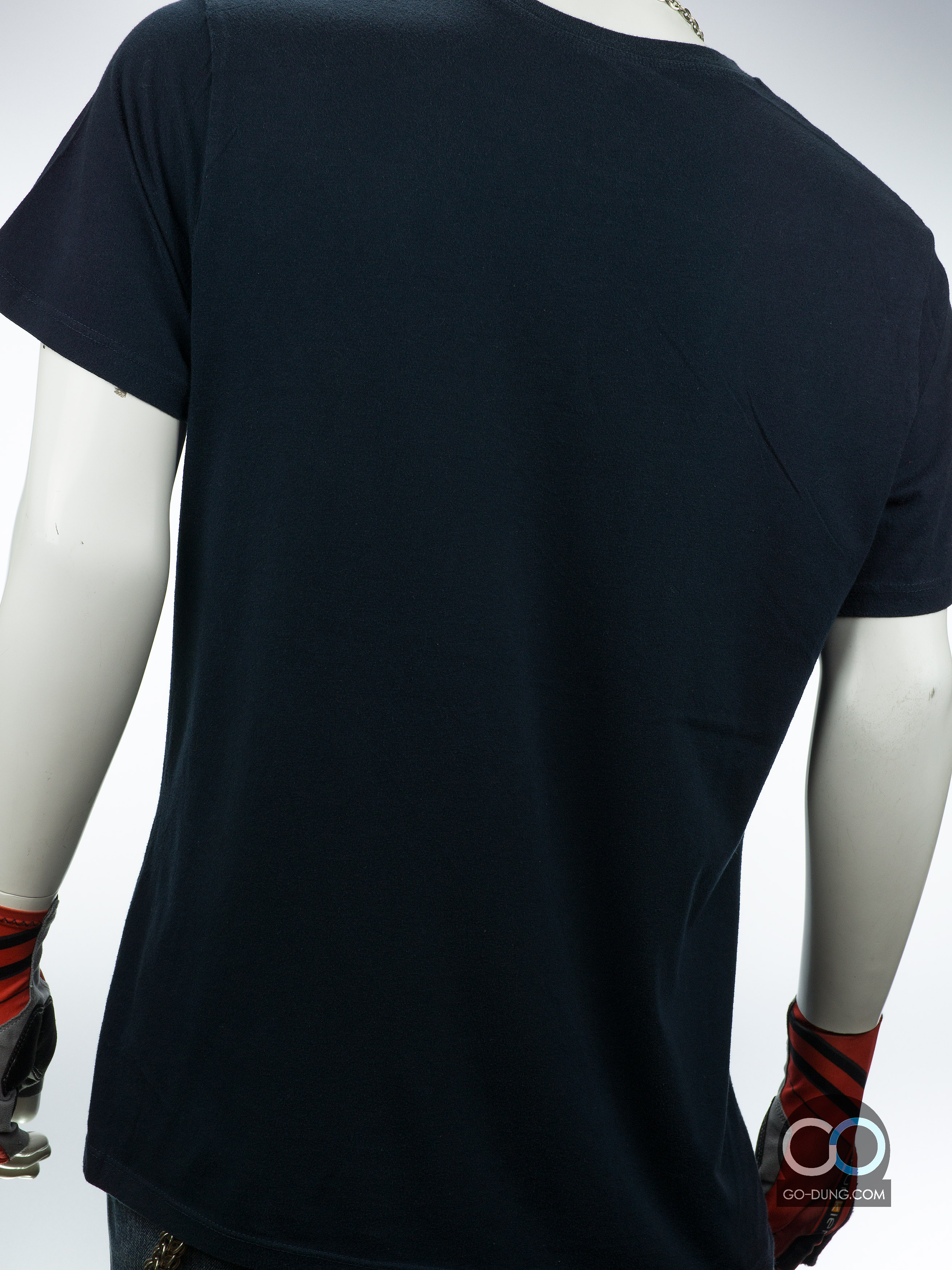 เสื้อยืดมือสองแบรนด์เนม แท้ OLD NAVY สีพื้น มีกระดุมที่คอ ผ้า 100 คอตตอน