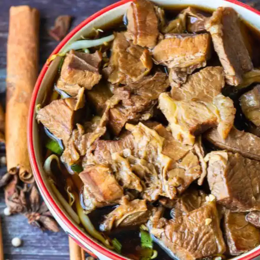 กอเงิน ฟาร์ม ผลิตภัณฑ์อาหารแห้ง ชุดตุ๋นเนื้อ Stewed Beef Set ขนาด 35 กรัม ชุดเครื่องปรุง สมุนไพร Gorngern Farm