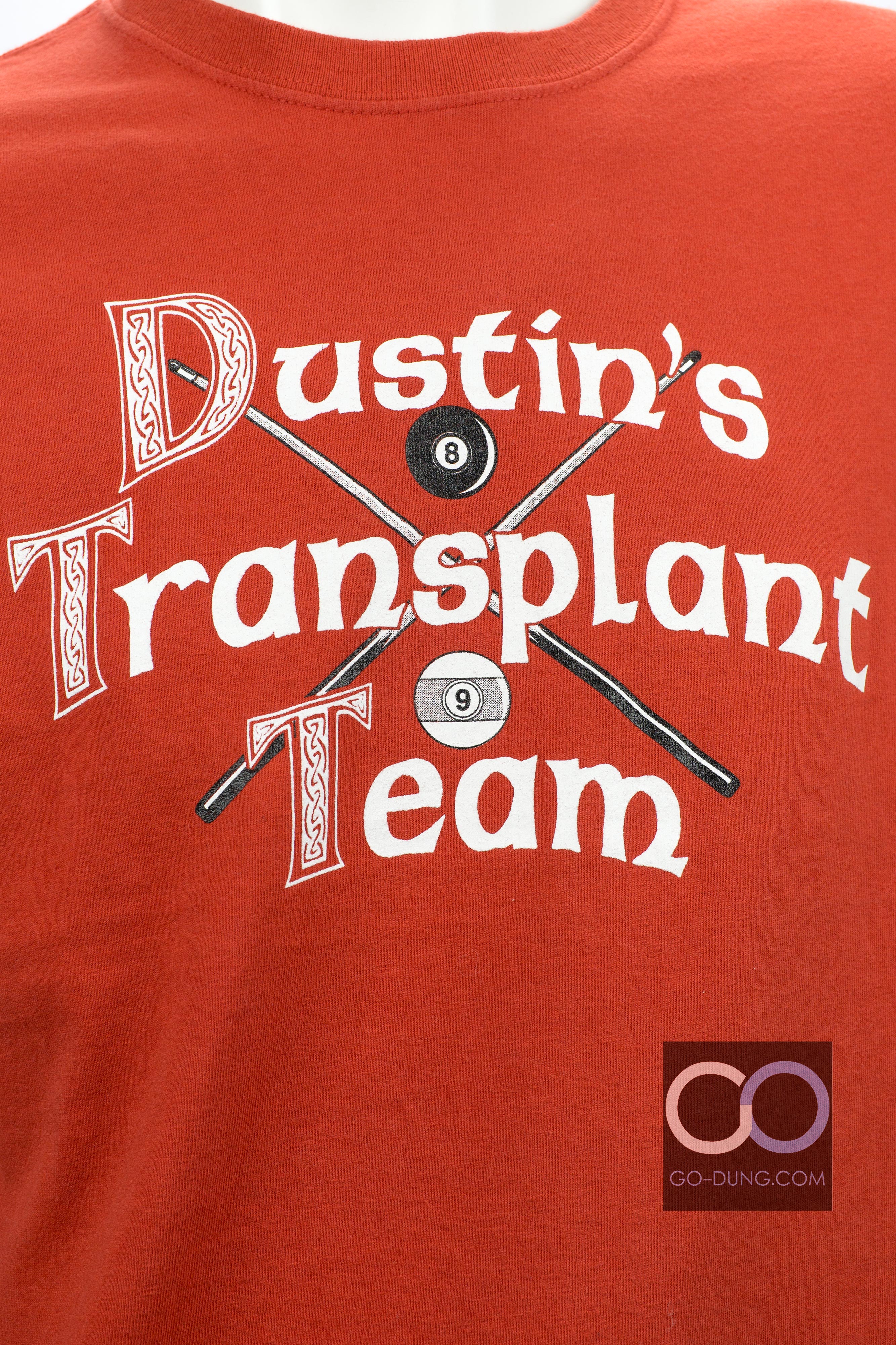 เสื้อยืดมือสอง GILDAN : DUSTIN'S TRANSPLANT TEAM ผ้า 100 คอตตอน