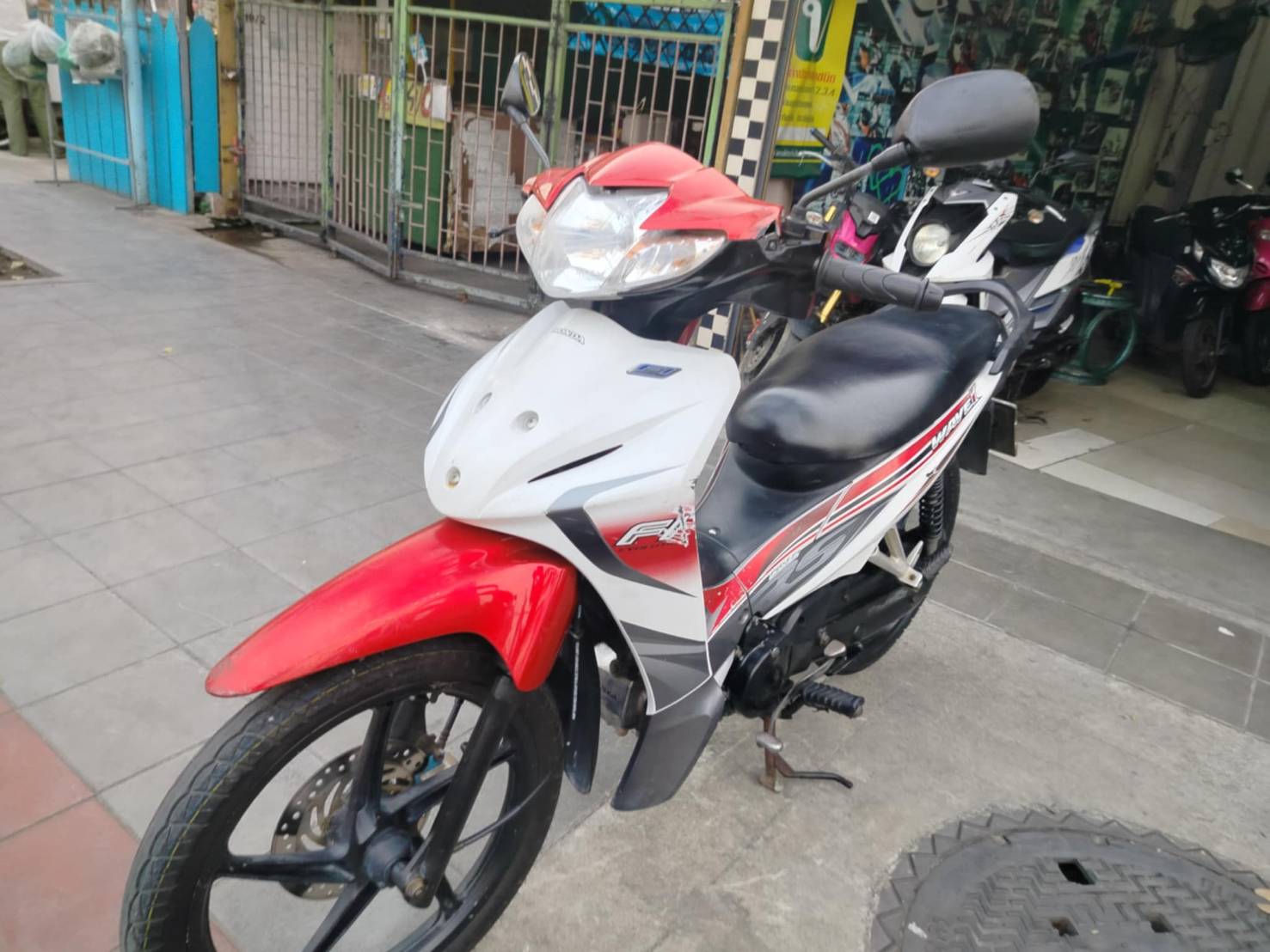 (ปิดการขายครับ) เวฟ 110i ตัวท็อปล้อแม็กสตาร์ทมือ จดทะเบียนปี 2557