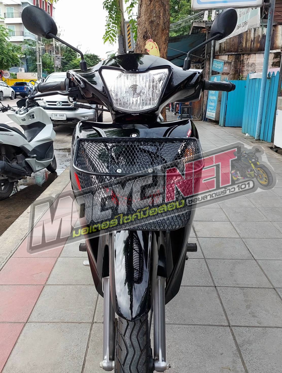 (ปิดการขาย) Yamaha finn สีดำ ปี 2022 สต้าทมือ รถปีเดียว