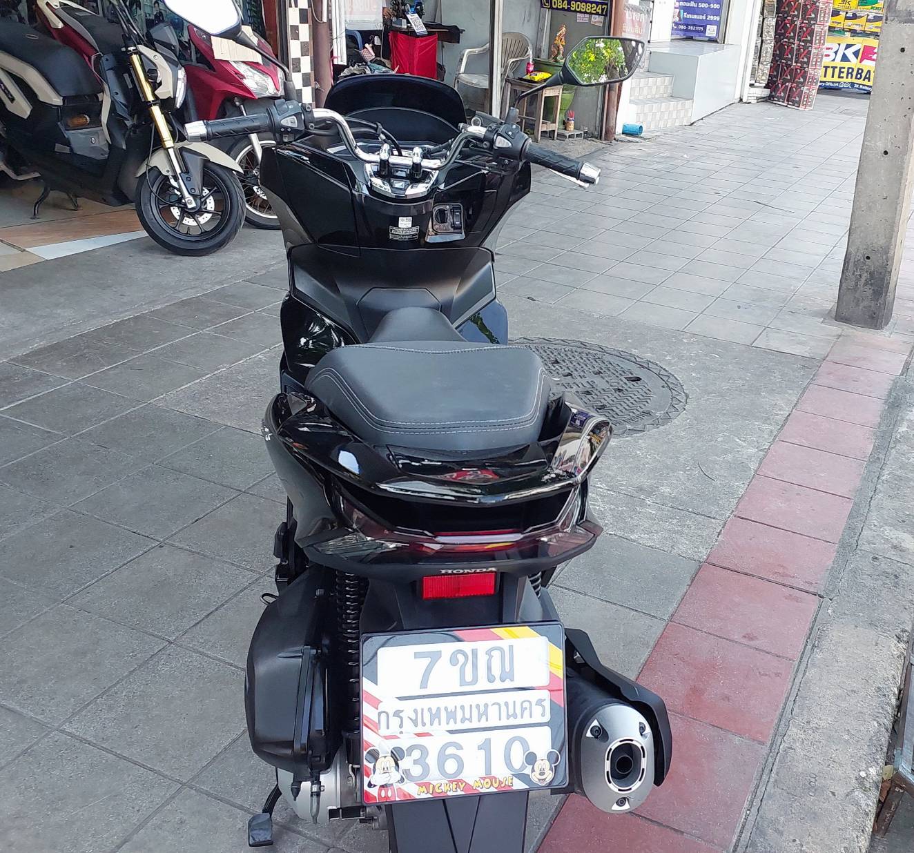 (ปิดการขายครับผม) PCX 160 สีดำเงาปี 2023 รถ 11 เดือน ผู้หญิงใช้รถสภาพสวยงามตามเจ้าของเดิม