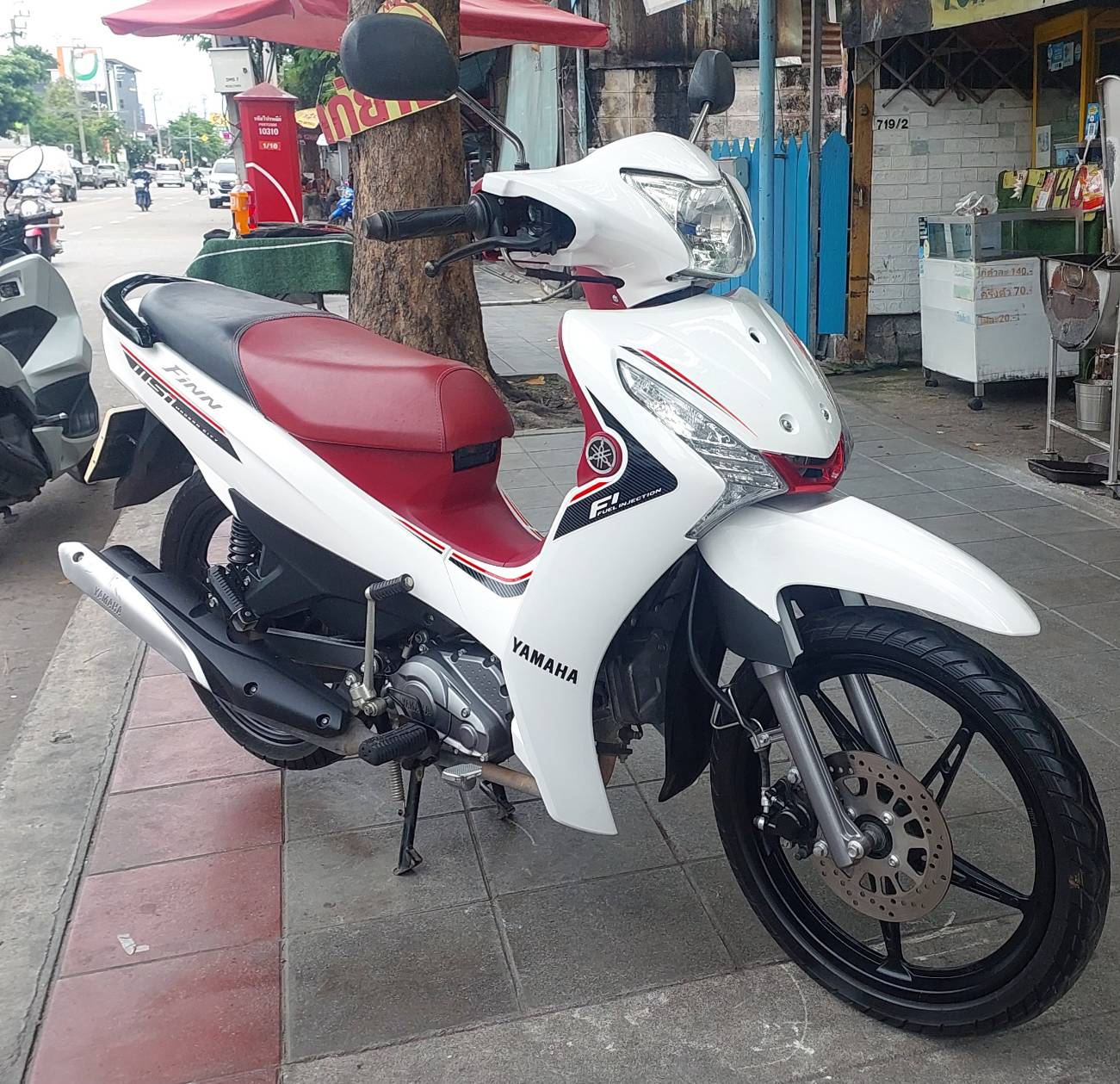 (ปิดการขายครับ) yamaha finn สีขาวล้อแม็กสตาร์ทมือจดทะเบียนปี 2022