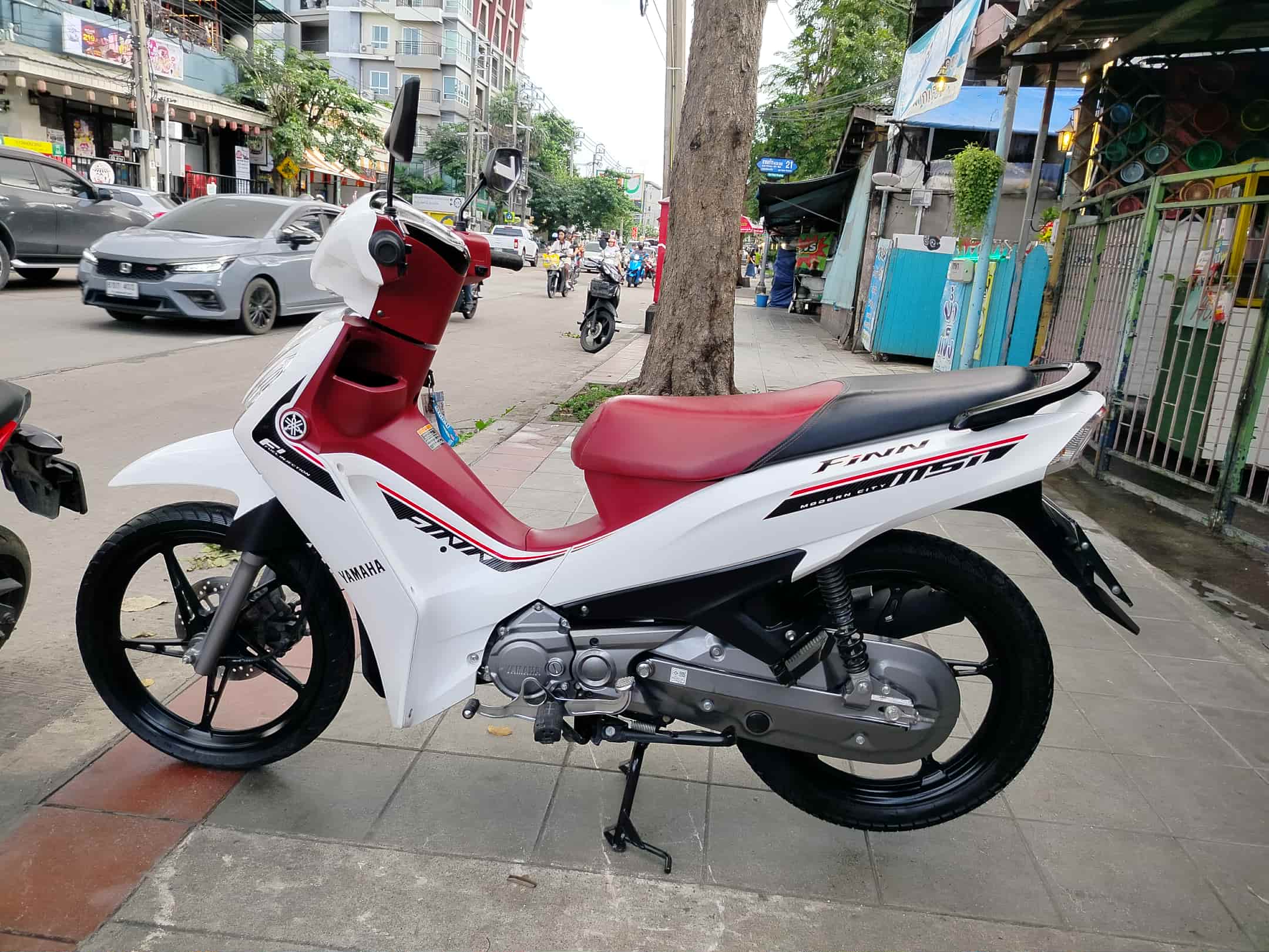 ปิดการขาย yamaha finn สีขาวตัวท็อปล้อแม็ก 2023