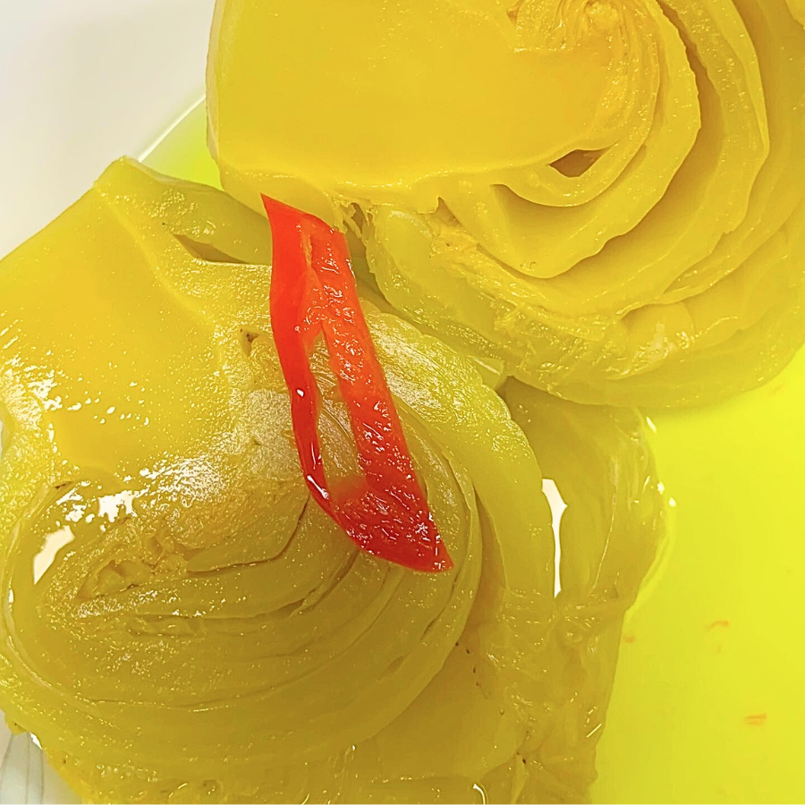 Chada Hot & Sour Pickled Mustard Green ผักกาดดอง 3 รส น้ำหนักสุทธิ 500 กรัม สูตรต้นตำรับ ตราชฎา