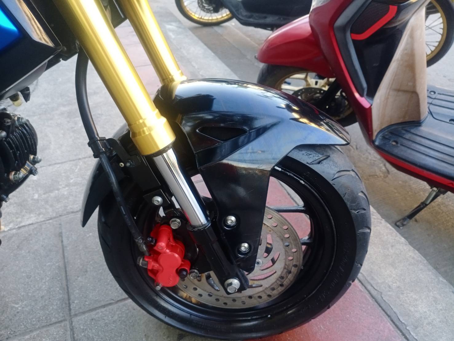 (ปิดการขาย) พร้อมส่งสิงห์บุรี ขอบคุณวัยรุ่นสิงห์บุรีครับผม msx sf 2017 สีน้ำเงินสีวัยรุ่น