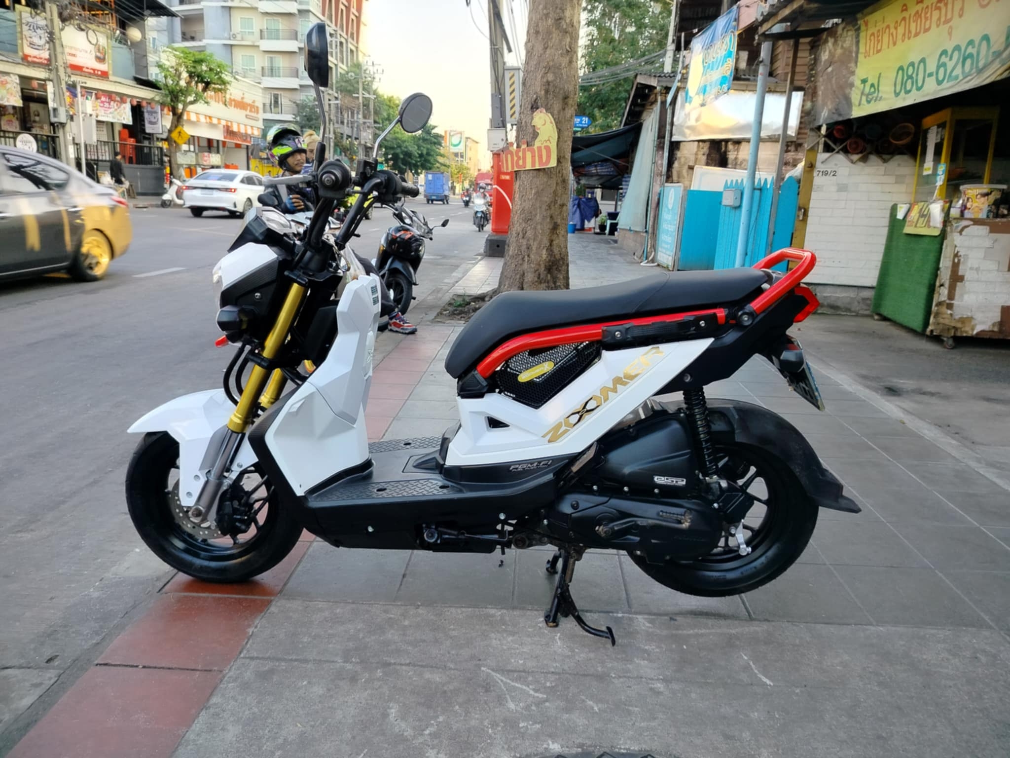 (ปิดการขายครับ ) zoomer x สีขาว ตัวใหม่ใหม่ดิจิตอล