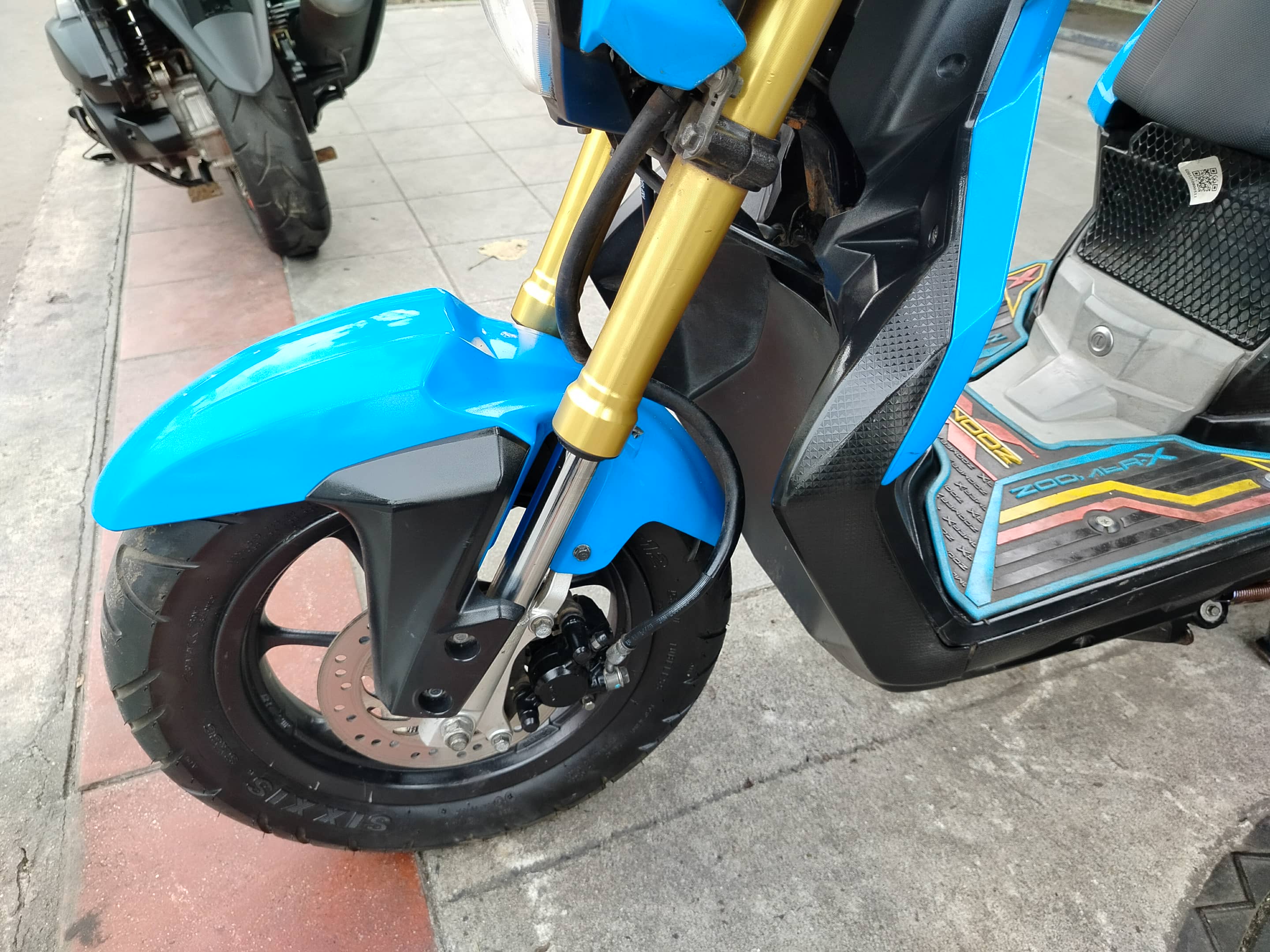 ปิดการขาย Zoomer x สีน้ำเงิน 2014