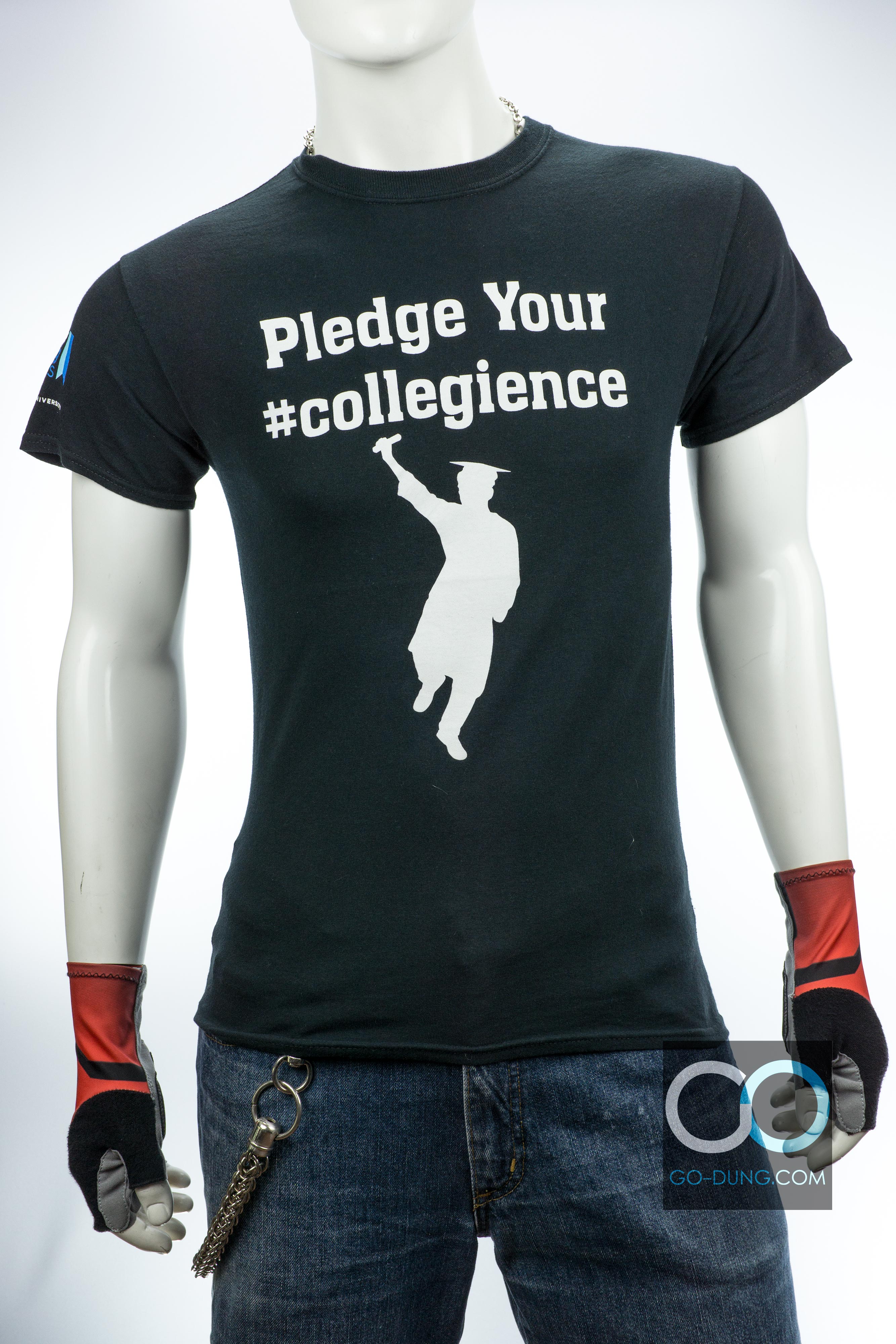เสื้อยืดมือสอง GILDAN : PLEDGE YOUR # COLLEGIENCE ผ้า 100 คอตตอน