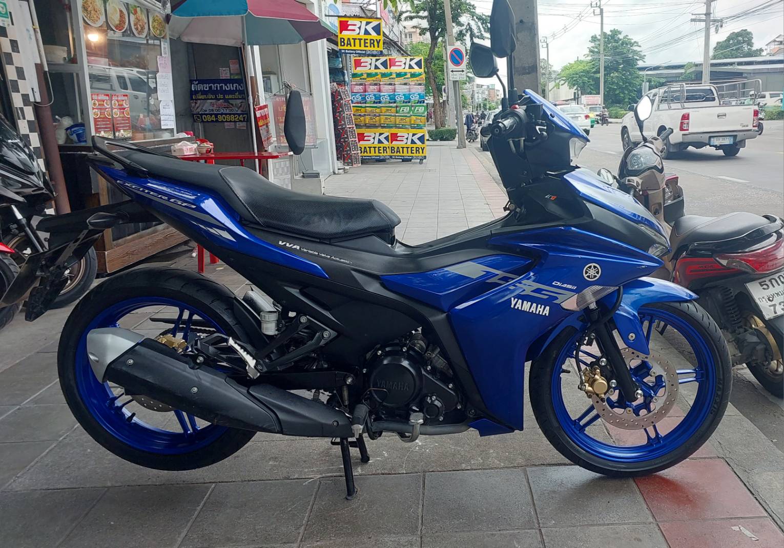 (ขายแล้ว) yamaha exciter สีน้ำเงิน 2021 155 cc ไฟหน้า LED