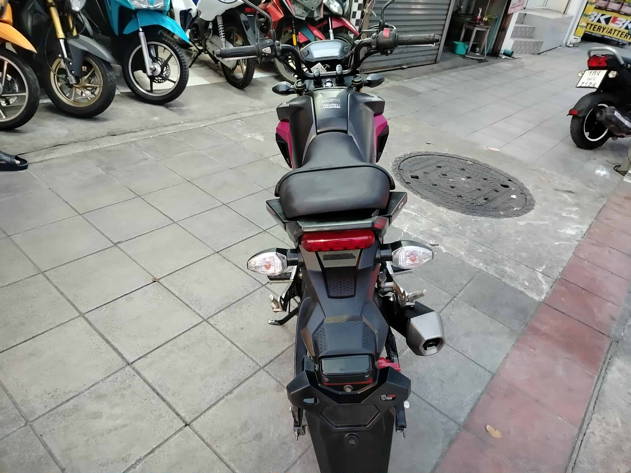 (ปิดการขาย) MSX SF สีดำชมพู จดทะเบียนปี 2020