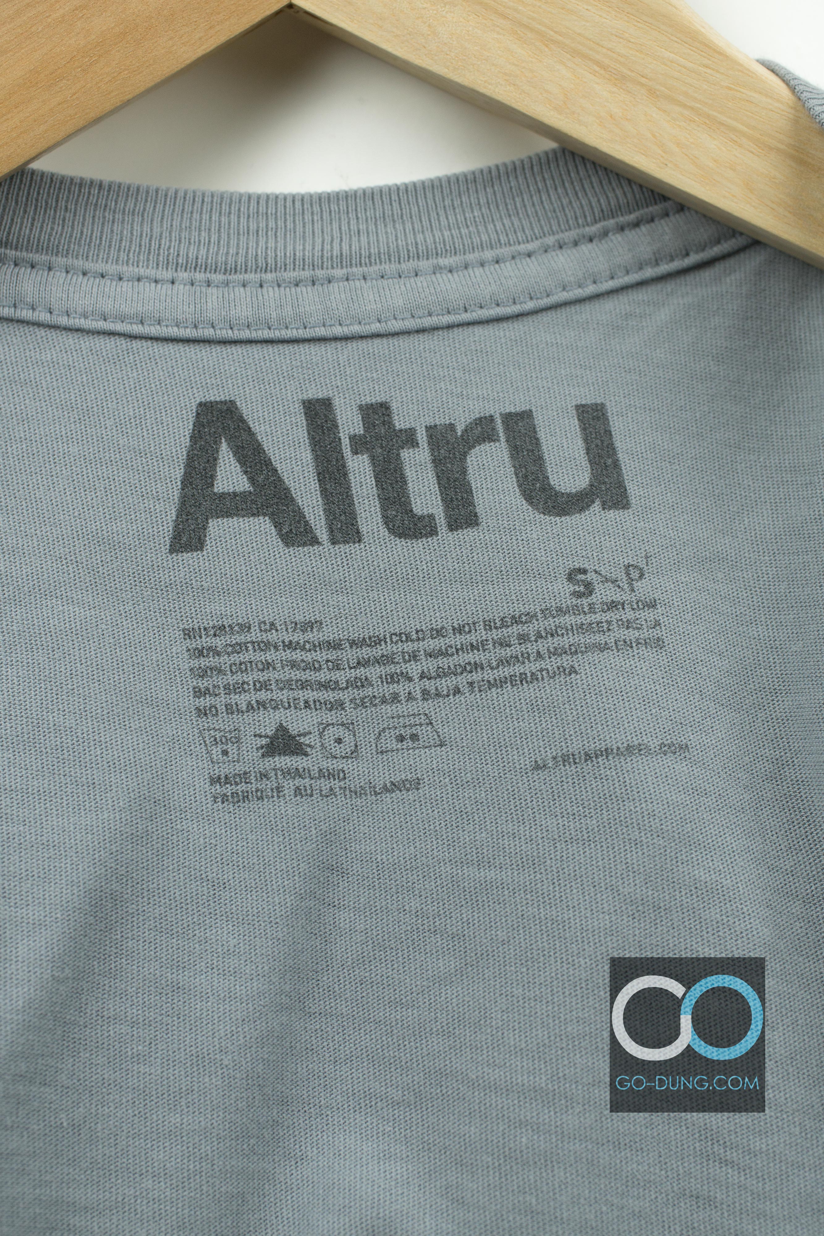 เสื้อ USA แท้ ALTRU : OBJECTS IN MIRROR ARE CLOSER THAN THEY APPEAR ผ้า 100 คอตตอน