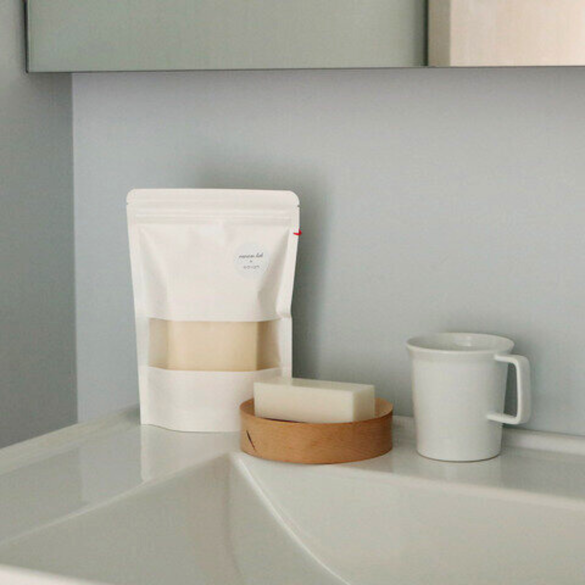 eavam lab coconut oil soap bar สบู่น้ำมันมะพร้าว ทำความสะอาดใบหน้า และ ผิวกาย ขนาด 180 กรัม ไม่ระคายเคือง