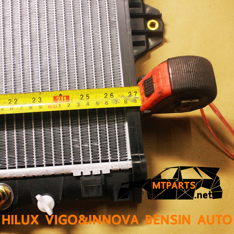 หม้อน้ำTOYOTA HILUX VIGO และ INNOVA เครื่องเบนซิน RADIATOR อะไหล่รถยนต์