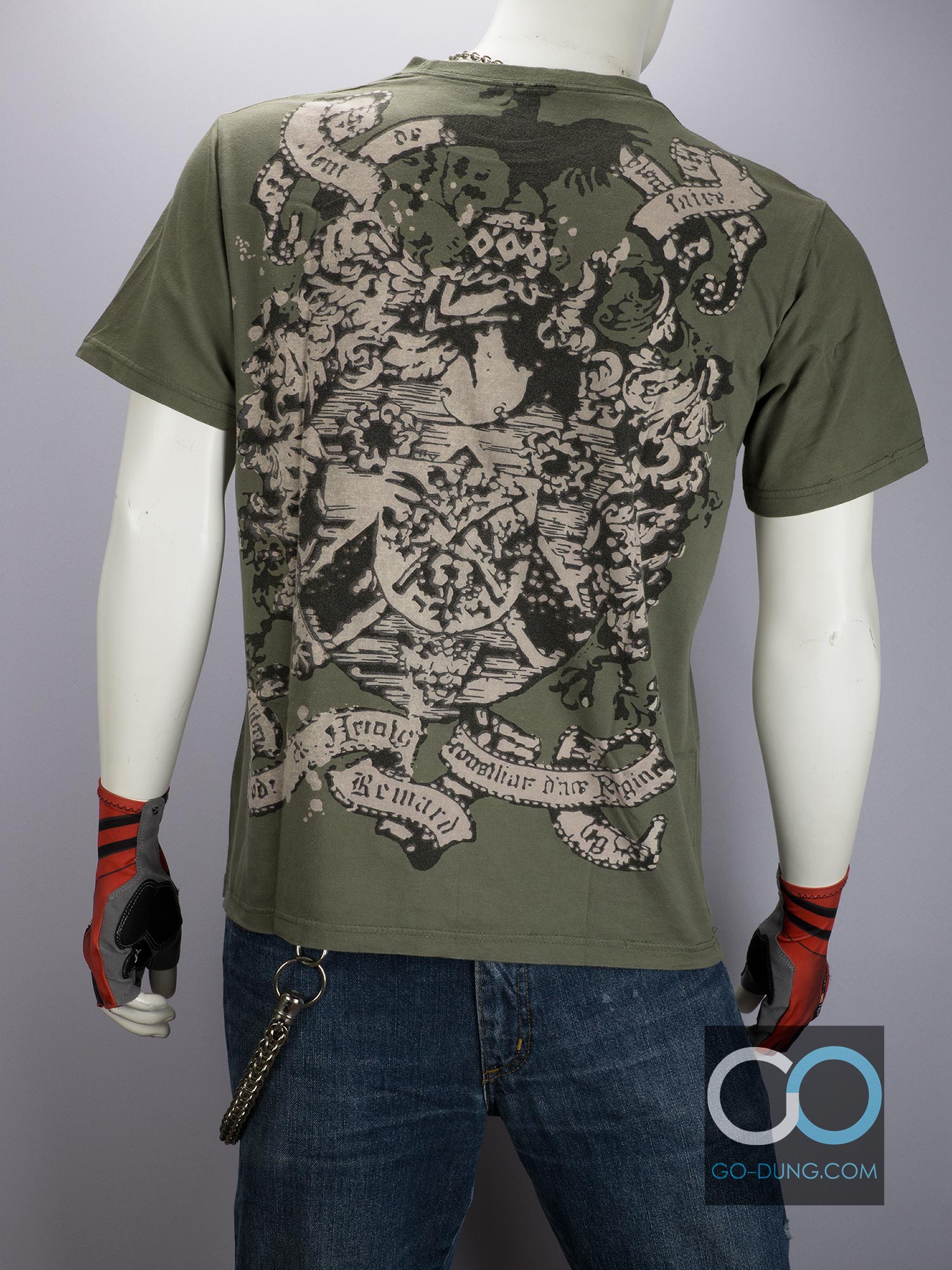 ขาย เสื้อยืดแบรนด์เนม ผ้า 100 คอตตอน ยี่ห้อ REWARD