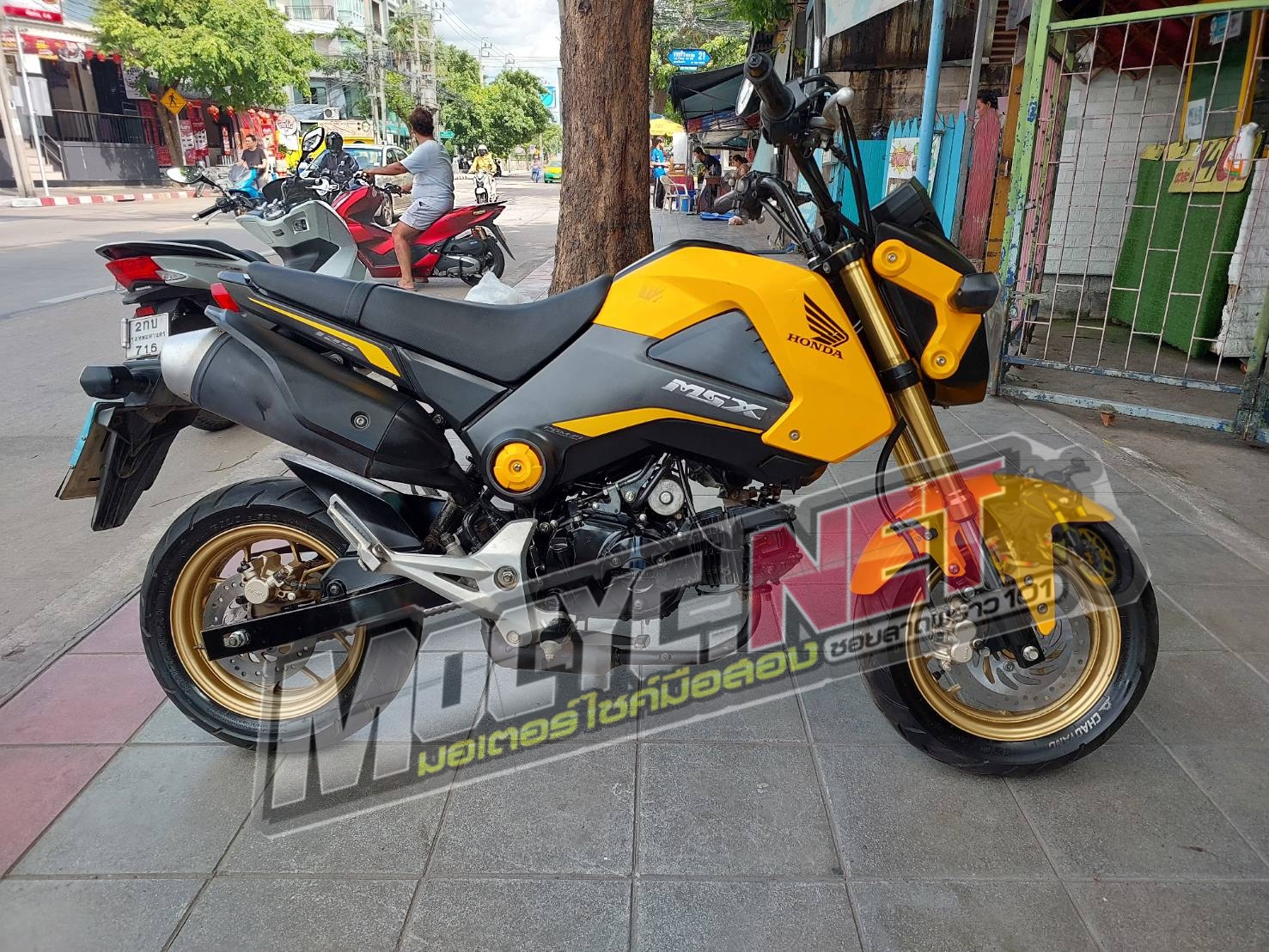 (ปิดการขาย) พร้อมส่งให้เรียบร้อยครับ msx 125 ตัวเก่า ปี60 สภาพดี สีสวย เครื่องโครตดี ไมล์น้อย 2หมื่นโล