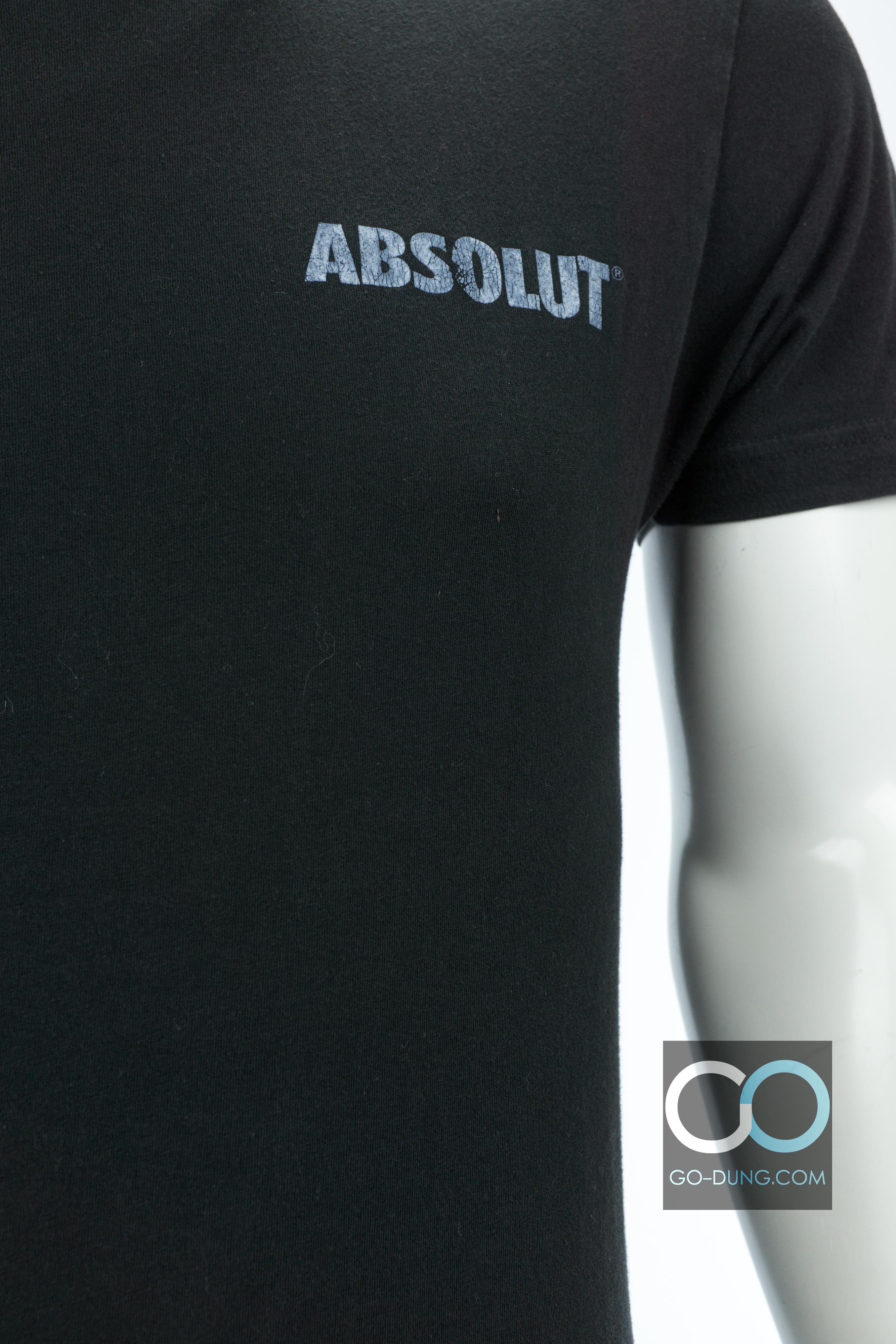 เสื้อยืด USA มือสอง ยี่ห้อเหล้า ABSOLUT ผ้า 100 คอตตอน