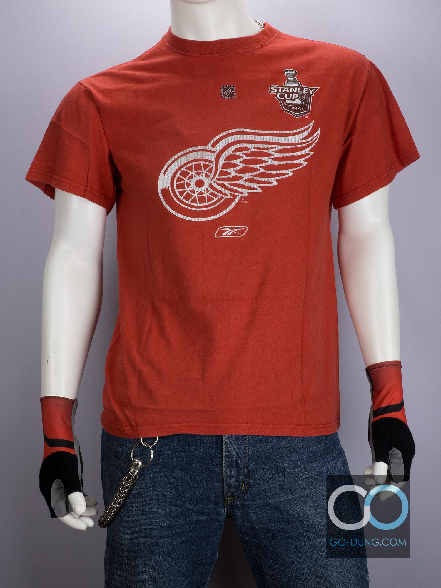 ขาย เสื้อ USA แท้ ยี่ห้อ DELTA ผ้า 100 คอตตอน สีแดง