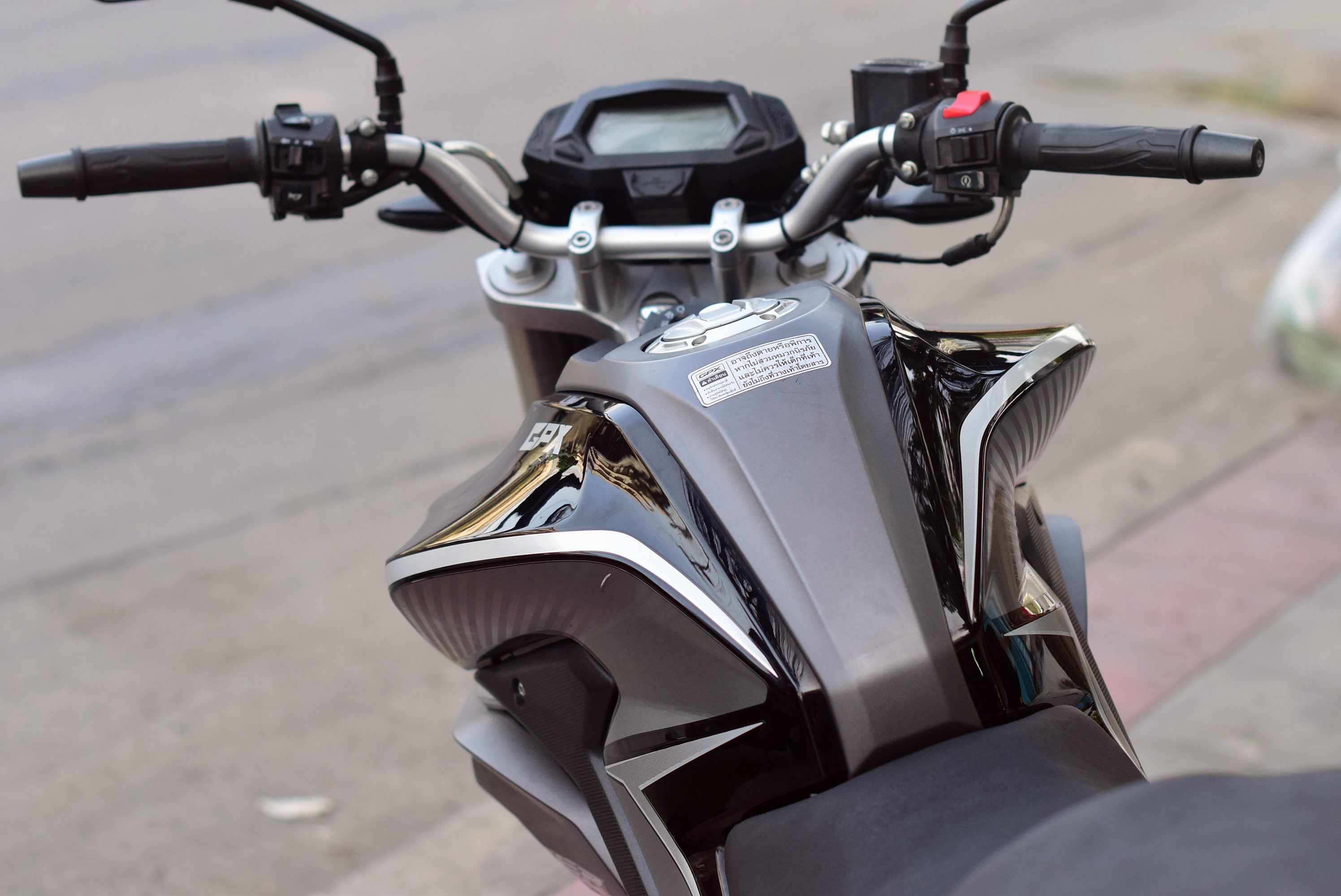 (ปิดการขาย)gpx razer 220gn ปี2022 ตัวใหม่ล่าสุด ระบบหัวฉีดไฟหน้า LED