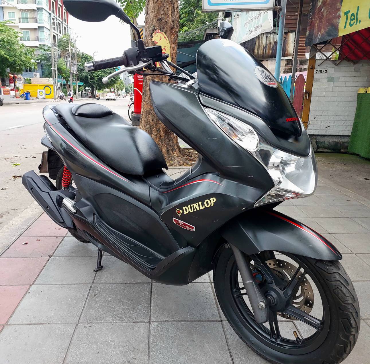 (ปิดการจาย ) PCX 150 สีดำตัวท็อป ปี 56 รถบ้านทะเบียน กรุงเทพฯ