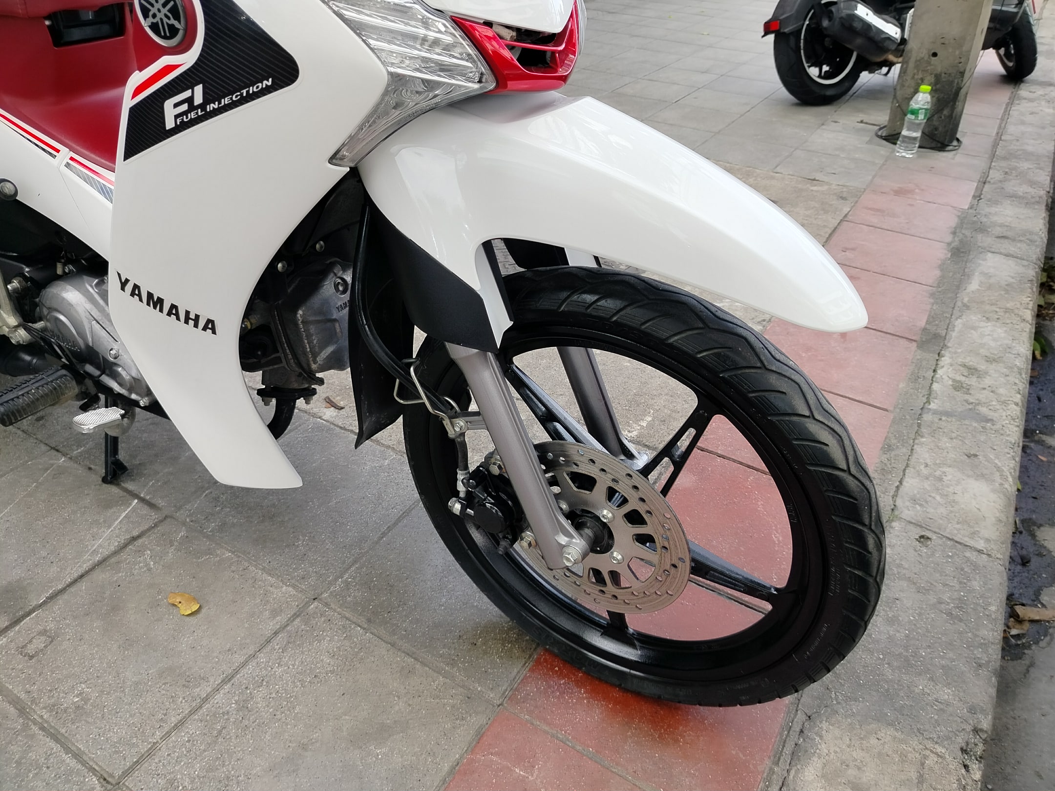 ปิดการขาย yamaha finn สีขาวตัวท็อปล้อแม็ก 2023