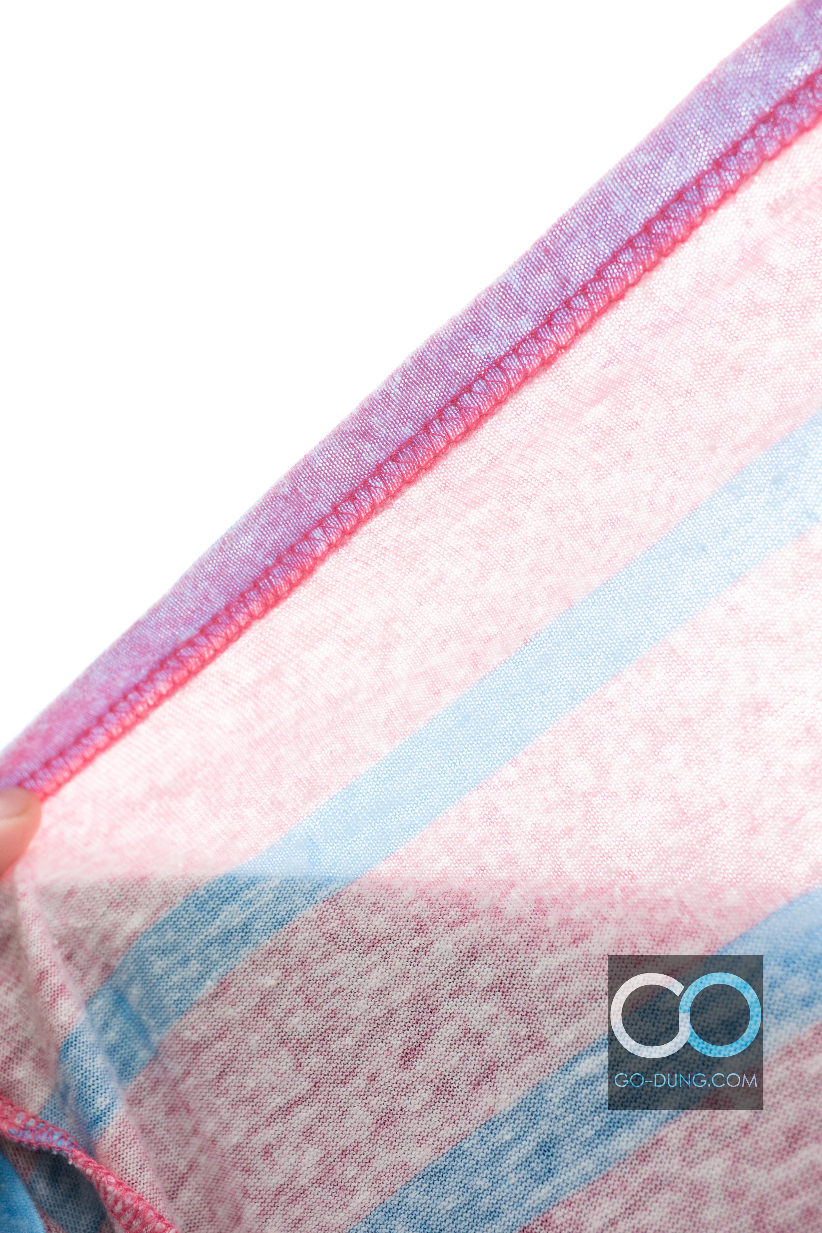 เสื้อยืดมือสอง ผ้าเรยอน เสื้อลาย RED CAMEL ผ้าสามเนื้อ 37/50/13