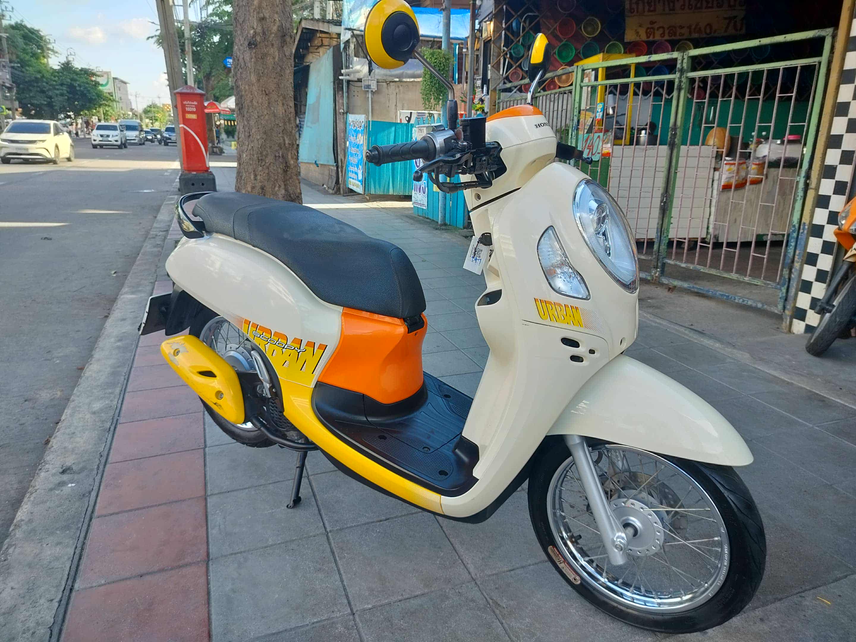 Scoopy led มีขาวเหลือง 2021