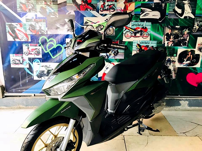 (( ขายแล้ว )) allnew click125i 2018 สีเขียวดำ limited สวยไร้ริ้วรอย