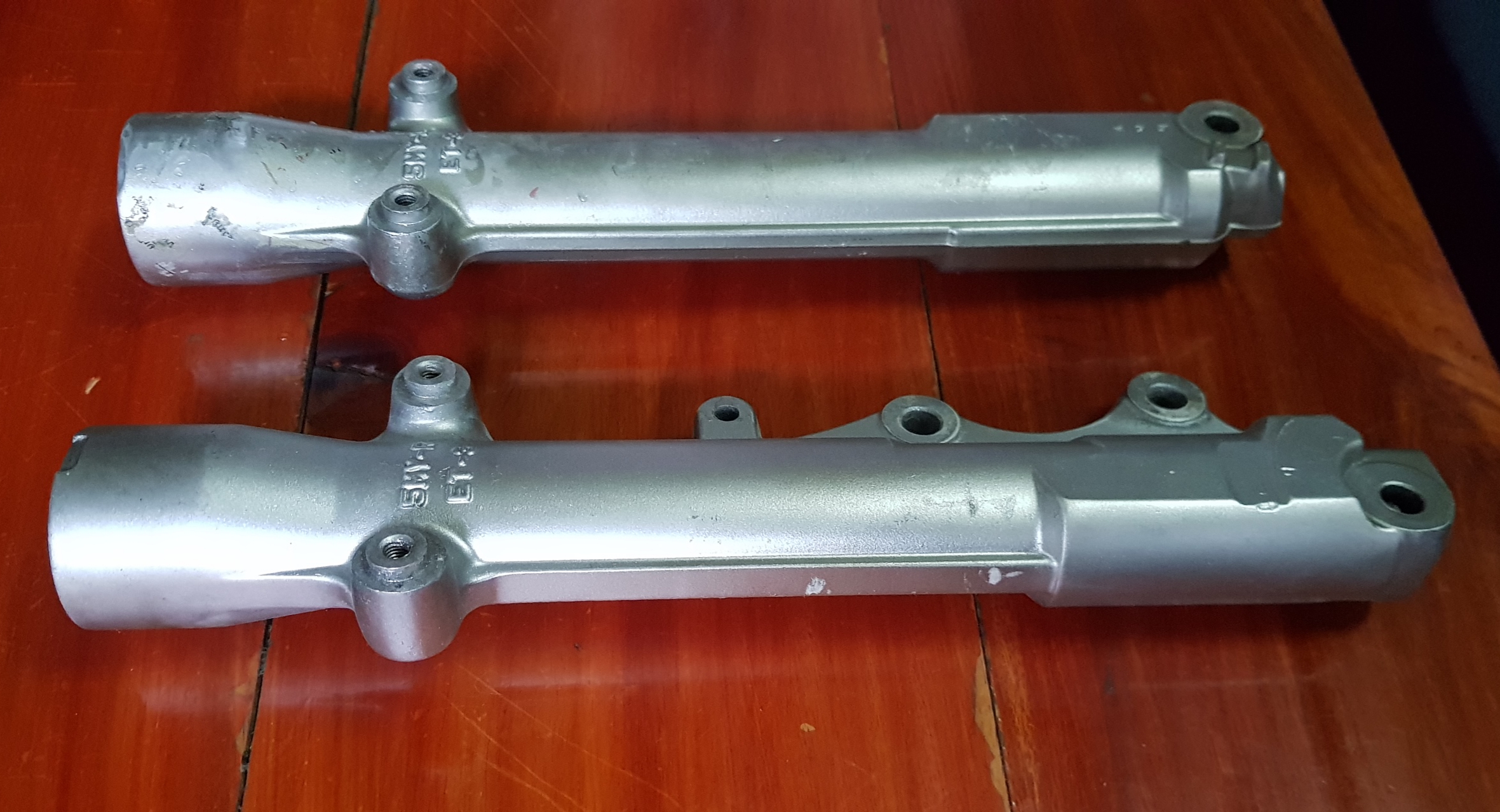 กระบอกโช๊คหน้านูโว สินค้ามือสองสภาพดี