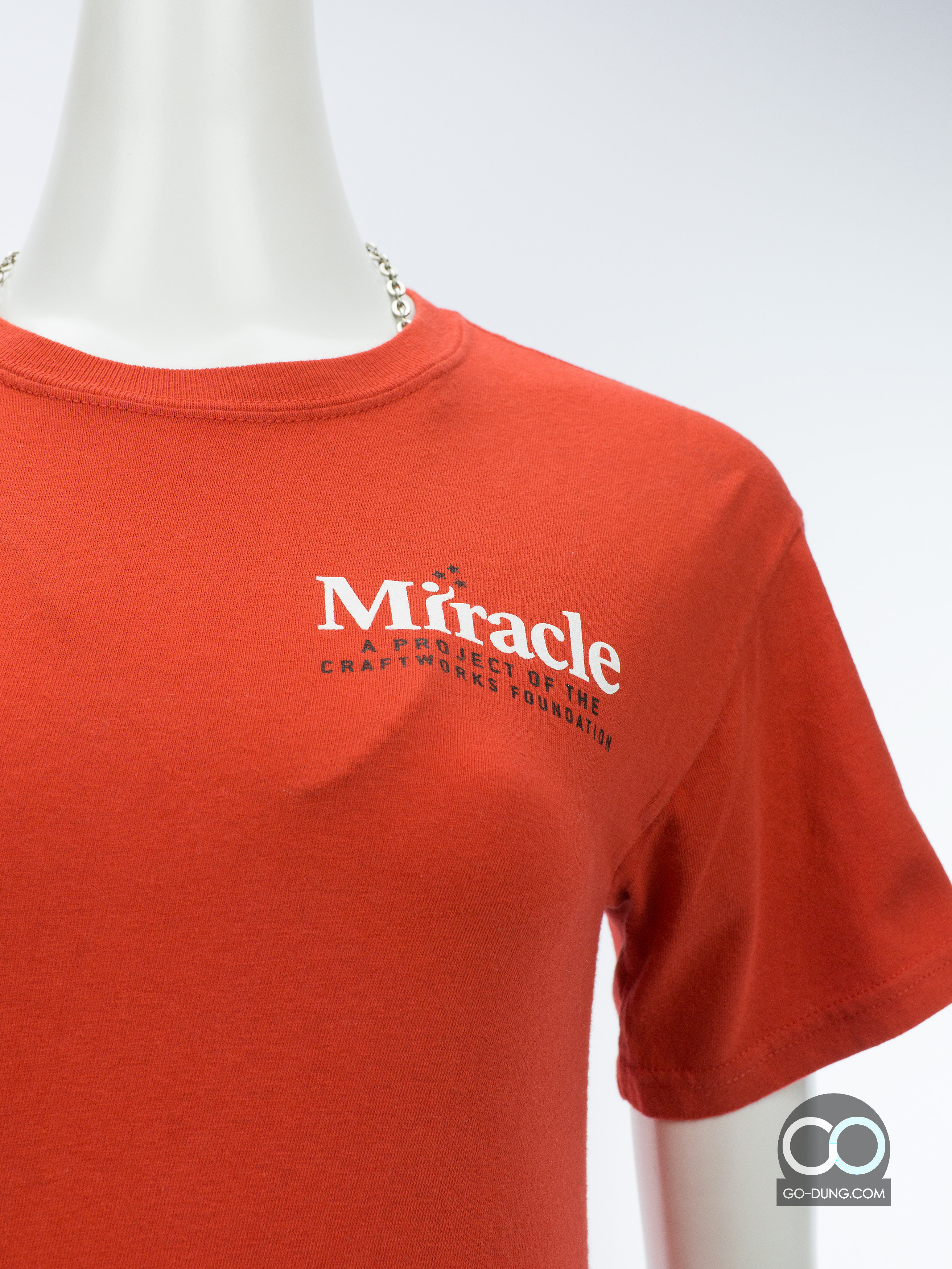 เสื้อยืดมือสอง GILDAN : MIRACLE ผ้า 100 คอตตอน
