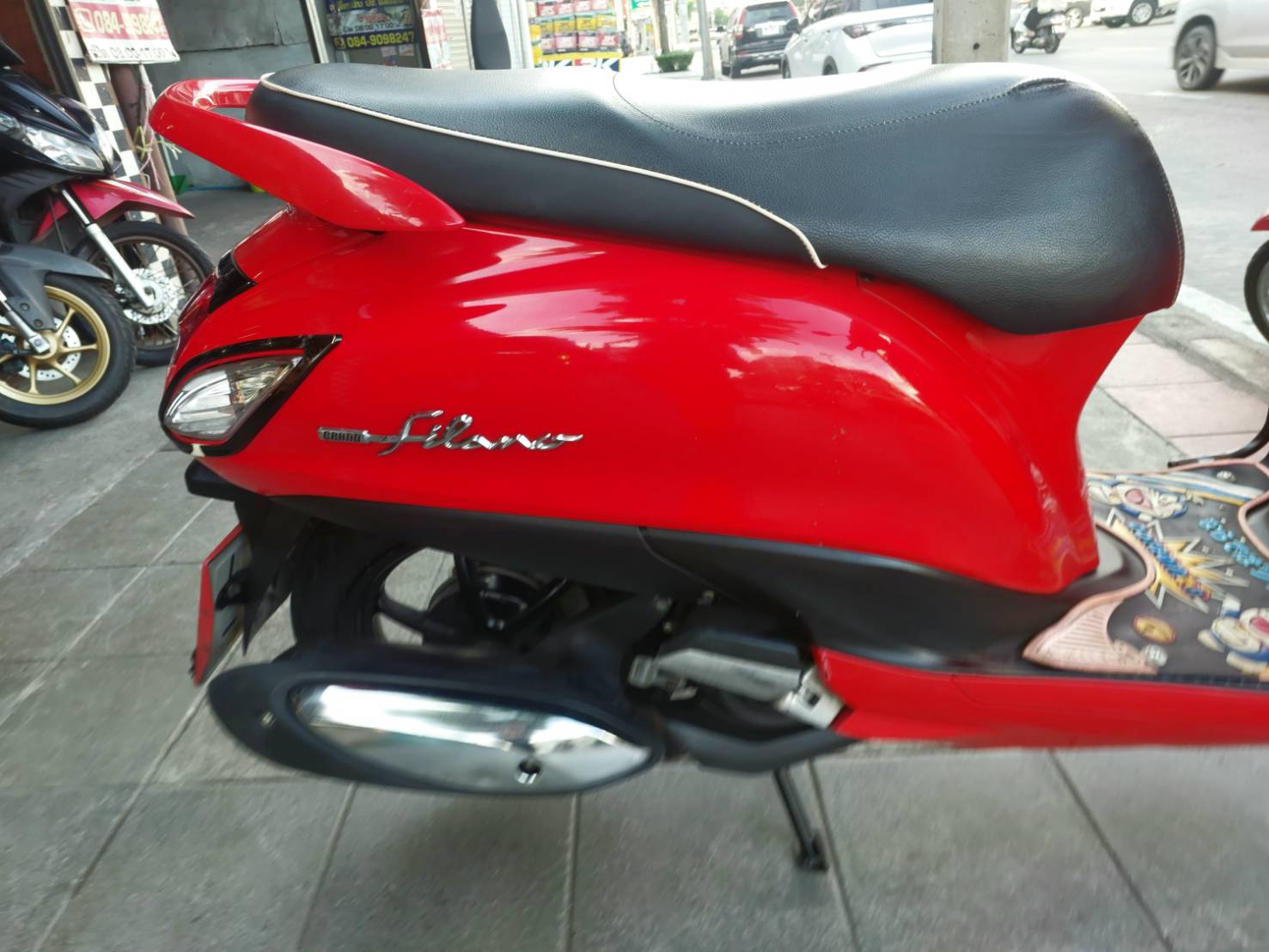 grand filano hybrid 2020 สีแดง