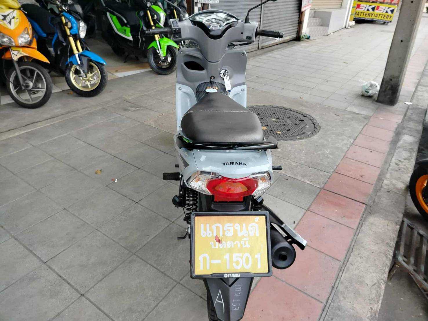 finn สีเทา ตัวใหม่ 2024 ล้อทองสวยๆจากศูนย์