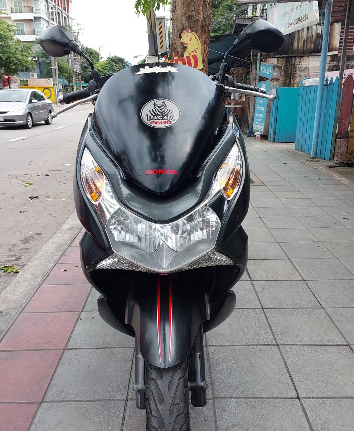 (ปิดการจาย ) PCX 150 สีดำตัวท็อป ปี 56 รถบ้านทะเบียน กรุงเทพฯ