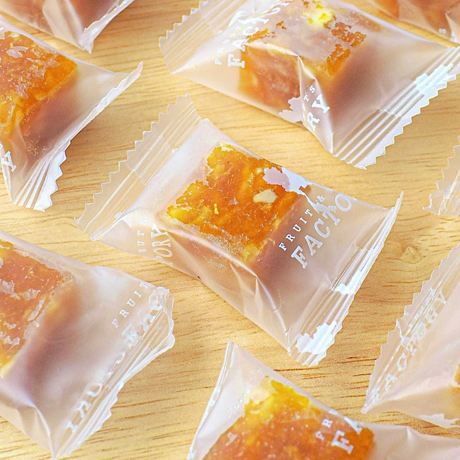 Greenpea Real Fruit มะม่วงคิ้วบ์ และ สับปะรดคิ้วบ์ เนื้อผลไม้ พอดีคำ เปรี้ยวอมหวาน หนึบหนับ ทานง่าย กรีนพี