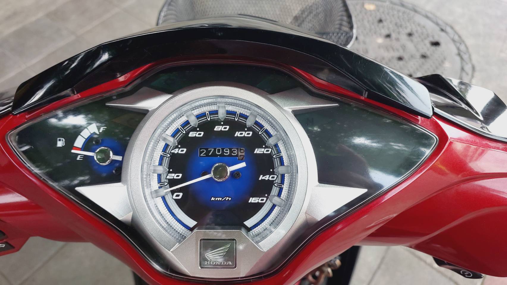 (ปิดการขายใส่สิ้นเดือน)เวฟ 125 i สีดำ 2022 ไฟหน้า LED ตัวท็อปล้อแม็กสตาร์ทมือ