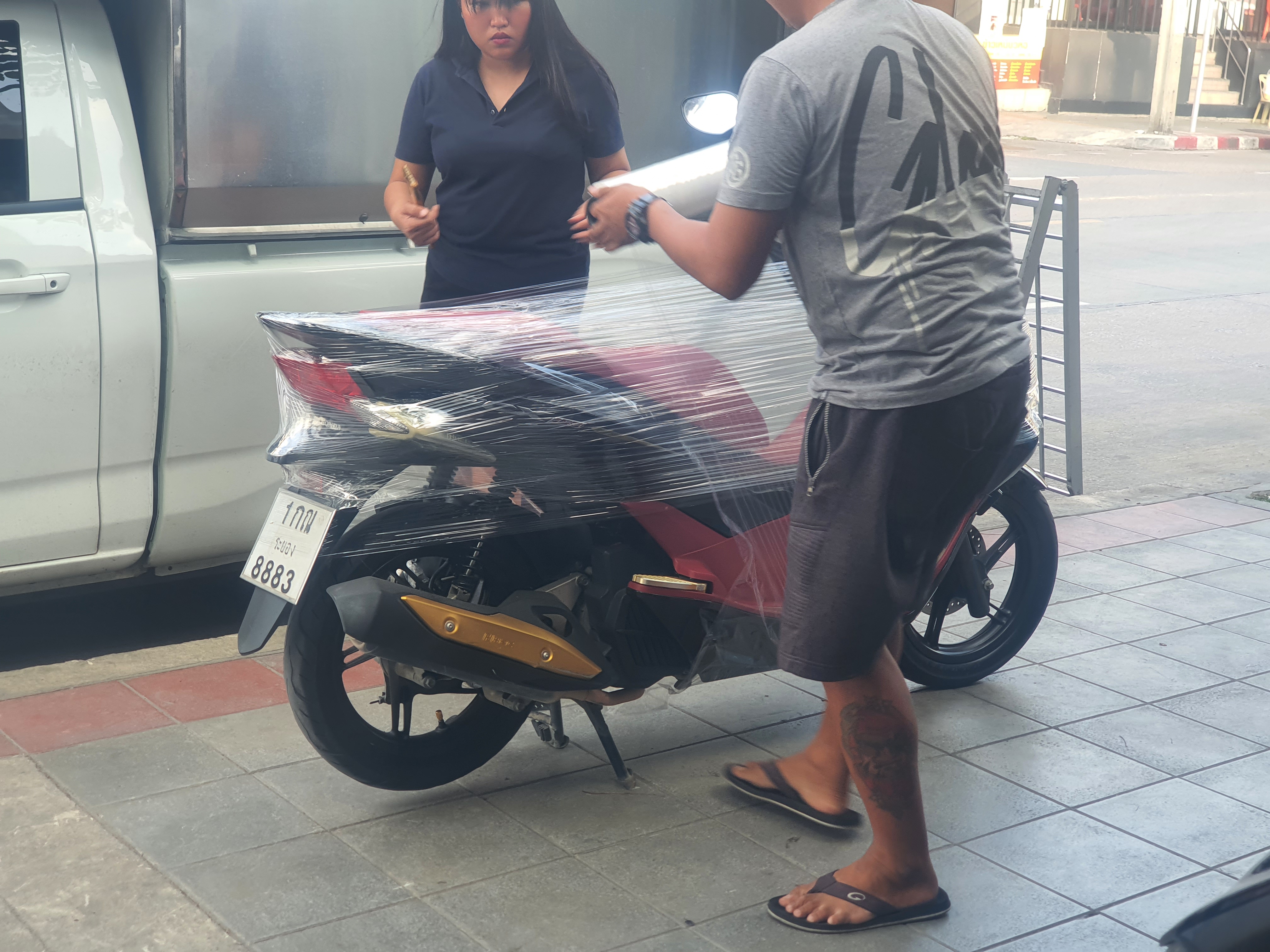 (ปิดการขาย)PCX 150 สีดำแดง ขอบคุณพ่อค้าจันทบุรีที่อุดหนุนครับ