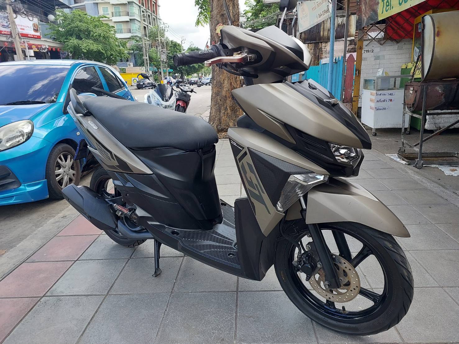 (ปิดการขาย) พร้อม ส่งครับyamaha GT 125 สีเทาทะเบียนปี 2558