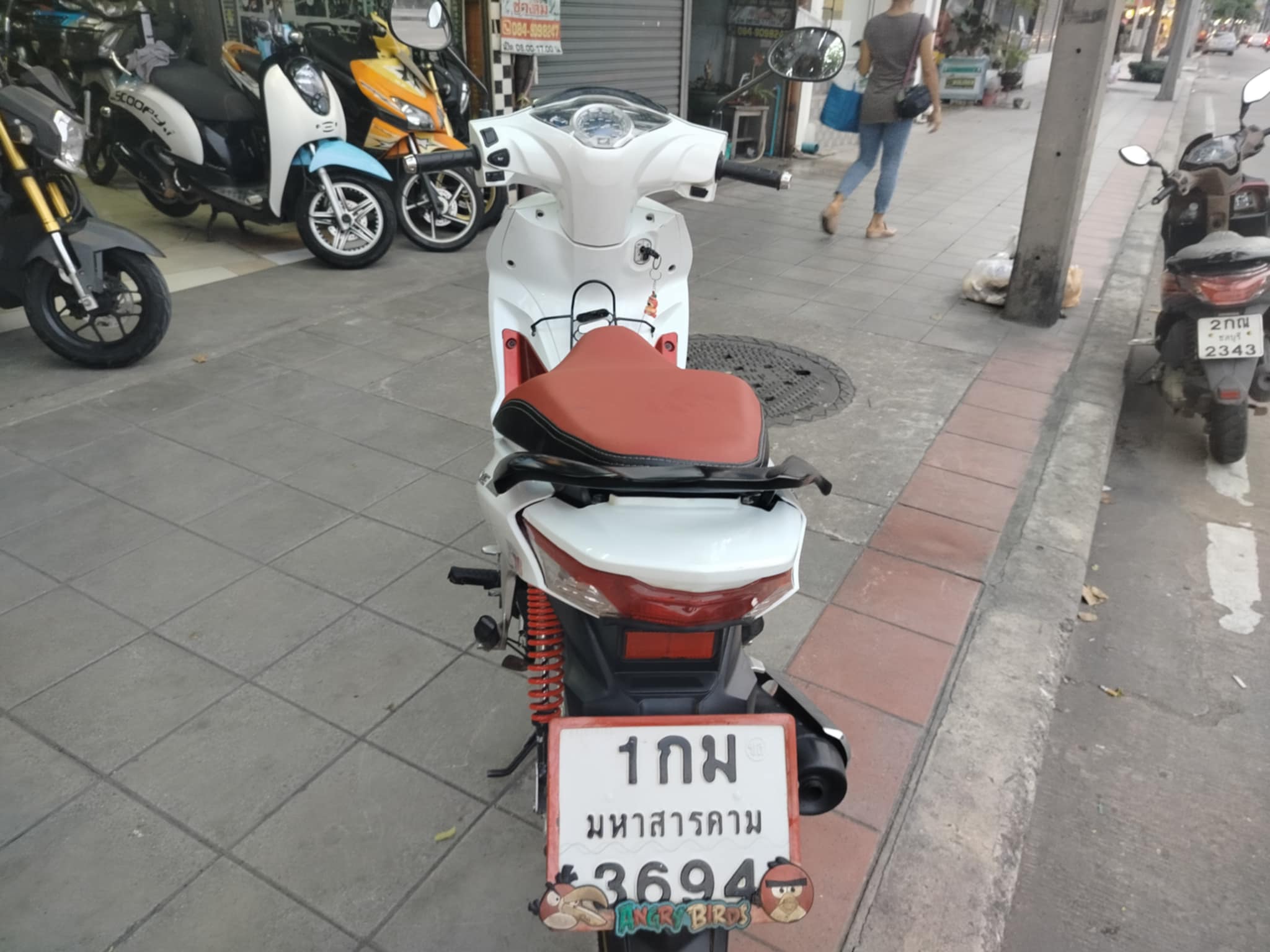 ปิดการขาย wave 125 LED สีขาวแดงยอดนิยม สตาร์ทมือ ปี 2020 ลงล้อทองสวยๆเครื่องเดิมๆ