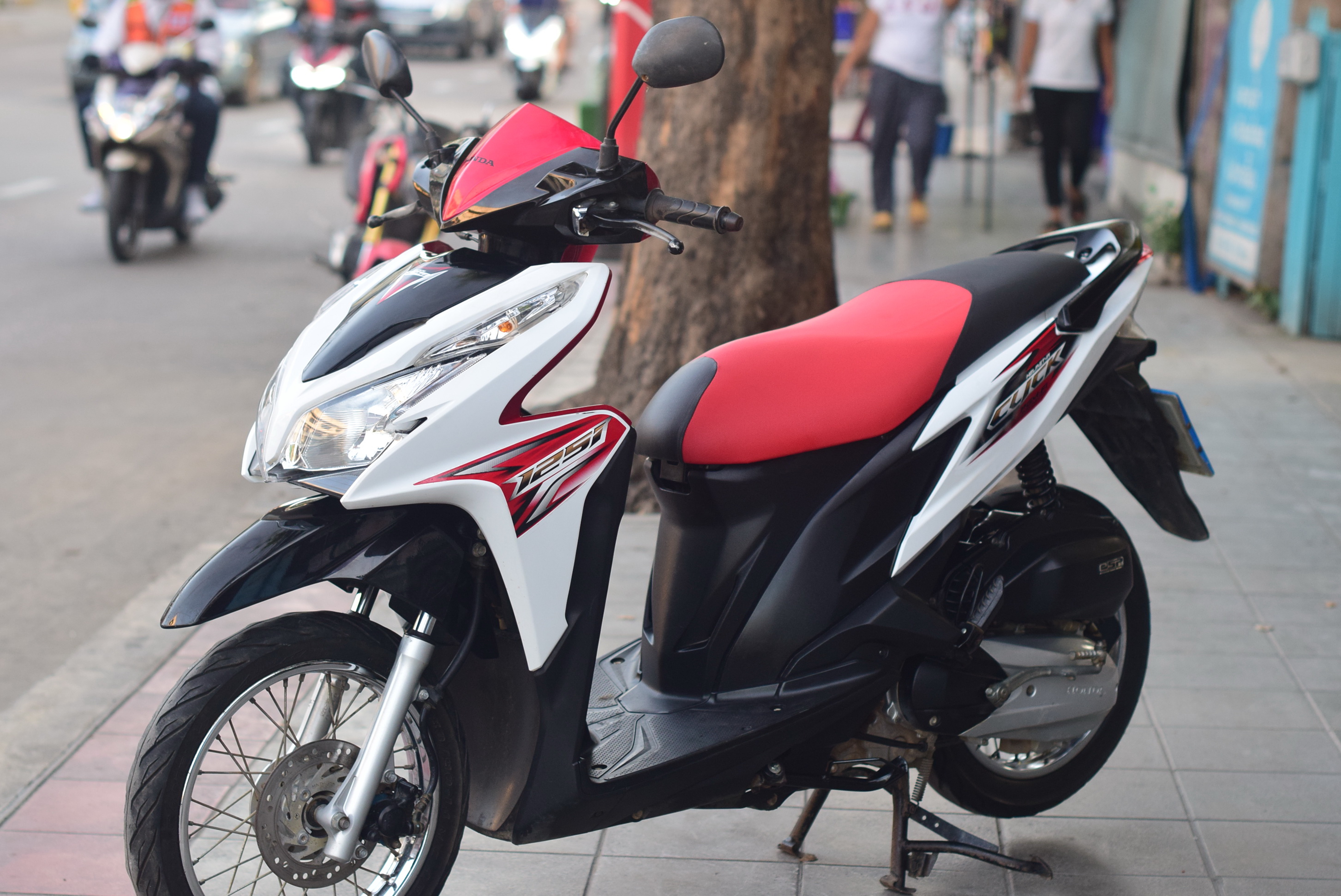 (ส่งแล้วครับ) click 125i สวยๆ มัดจำไว้ได้รถชัวๆ