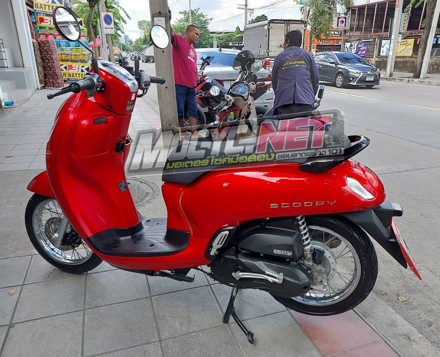 (ปิดการขายครับ) scoopy ตัวใหม่ โฉมปัจจุบัน สีแดง รถสวยมาก