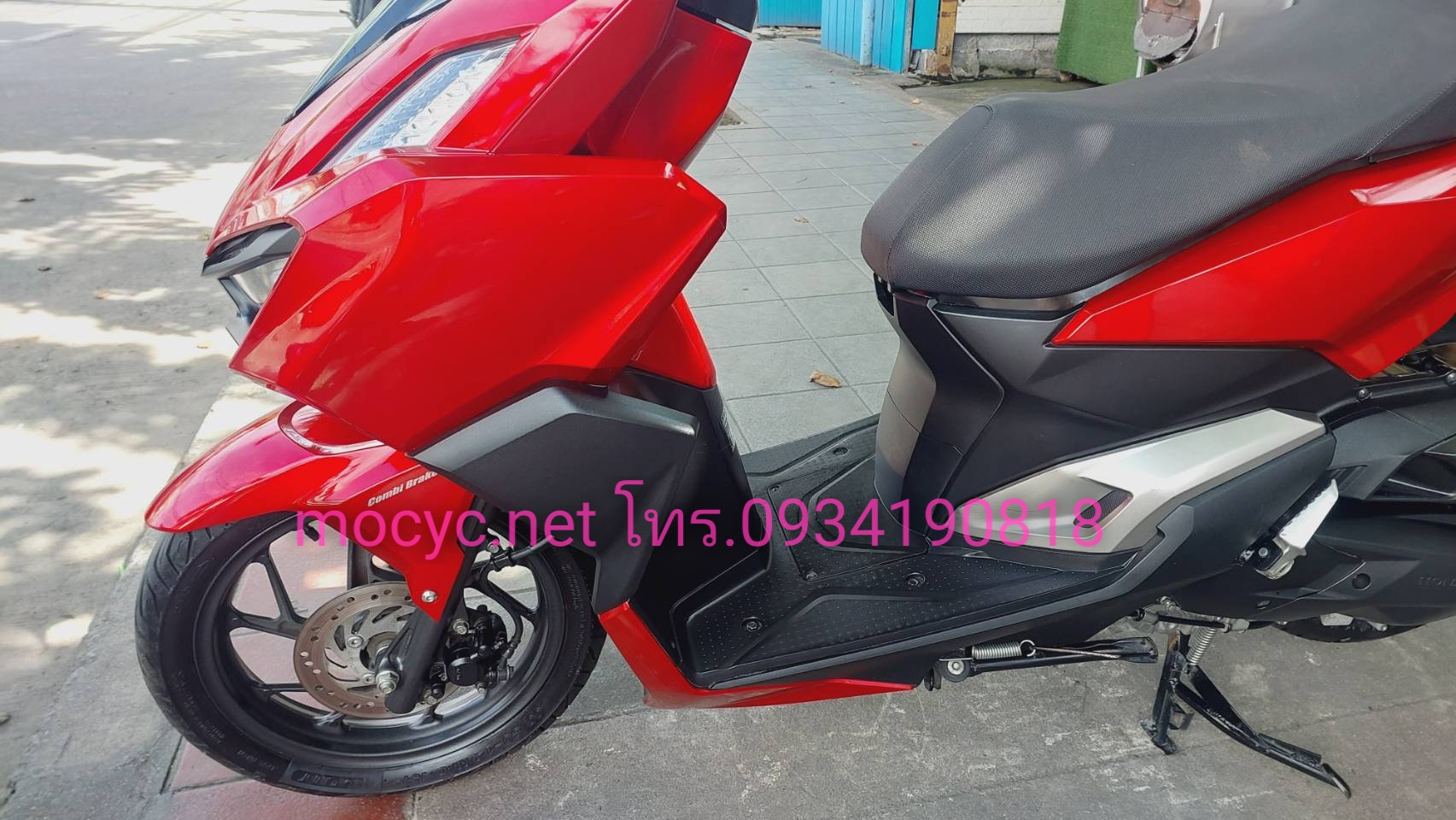 (ปิดการขายครับ) click 160 สีแดง ปี 2023 สภาพสวย