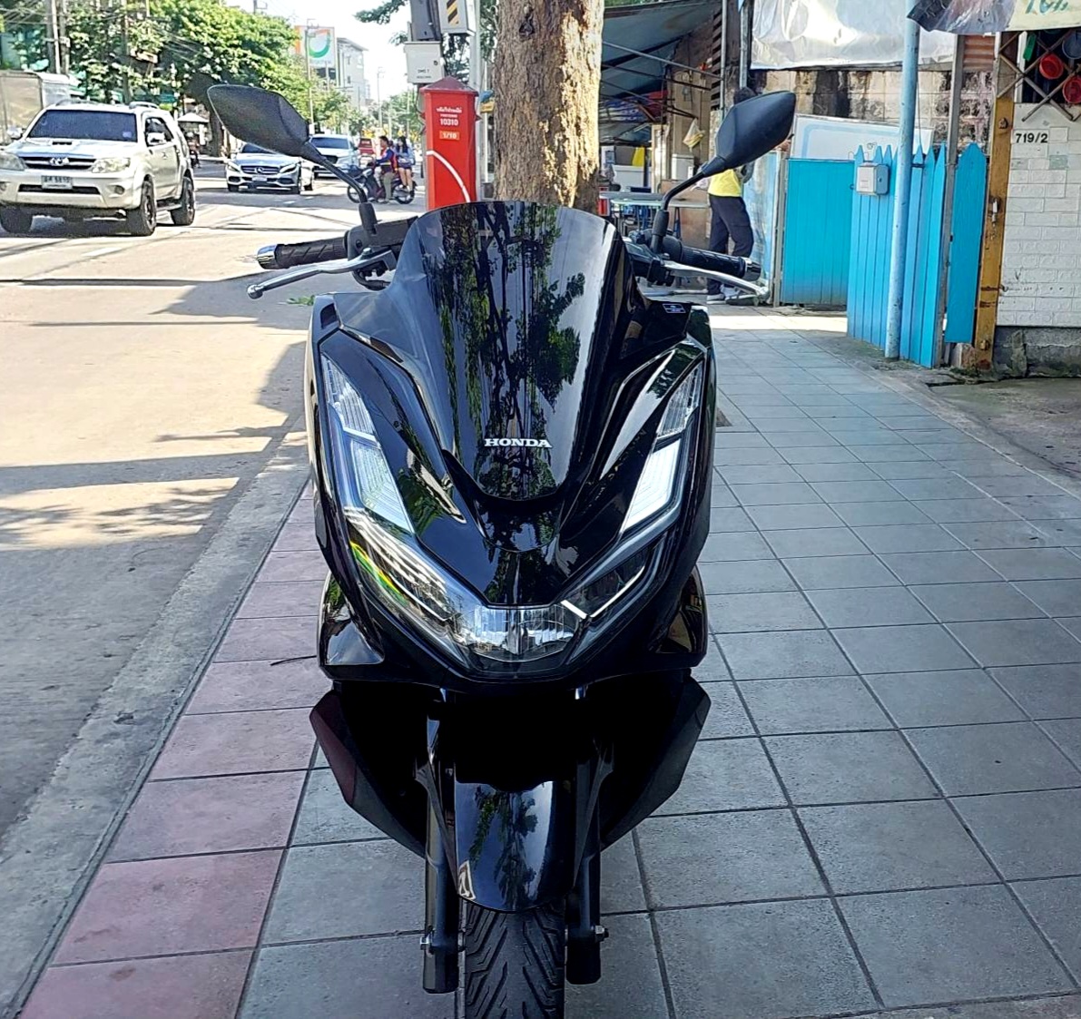 (ปิดการขายครับผม) PCX 160 สีดำเงาปี 2023 รถ 11 เดือน ผู้หญิงใช้รถสภาพสวยงามตามเจ้าของเดิม